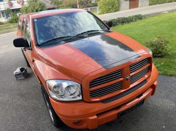 RAM 1500 5.7 HEMI Crew Cab