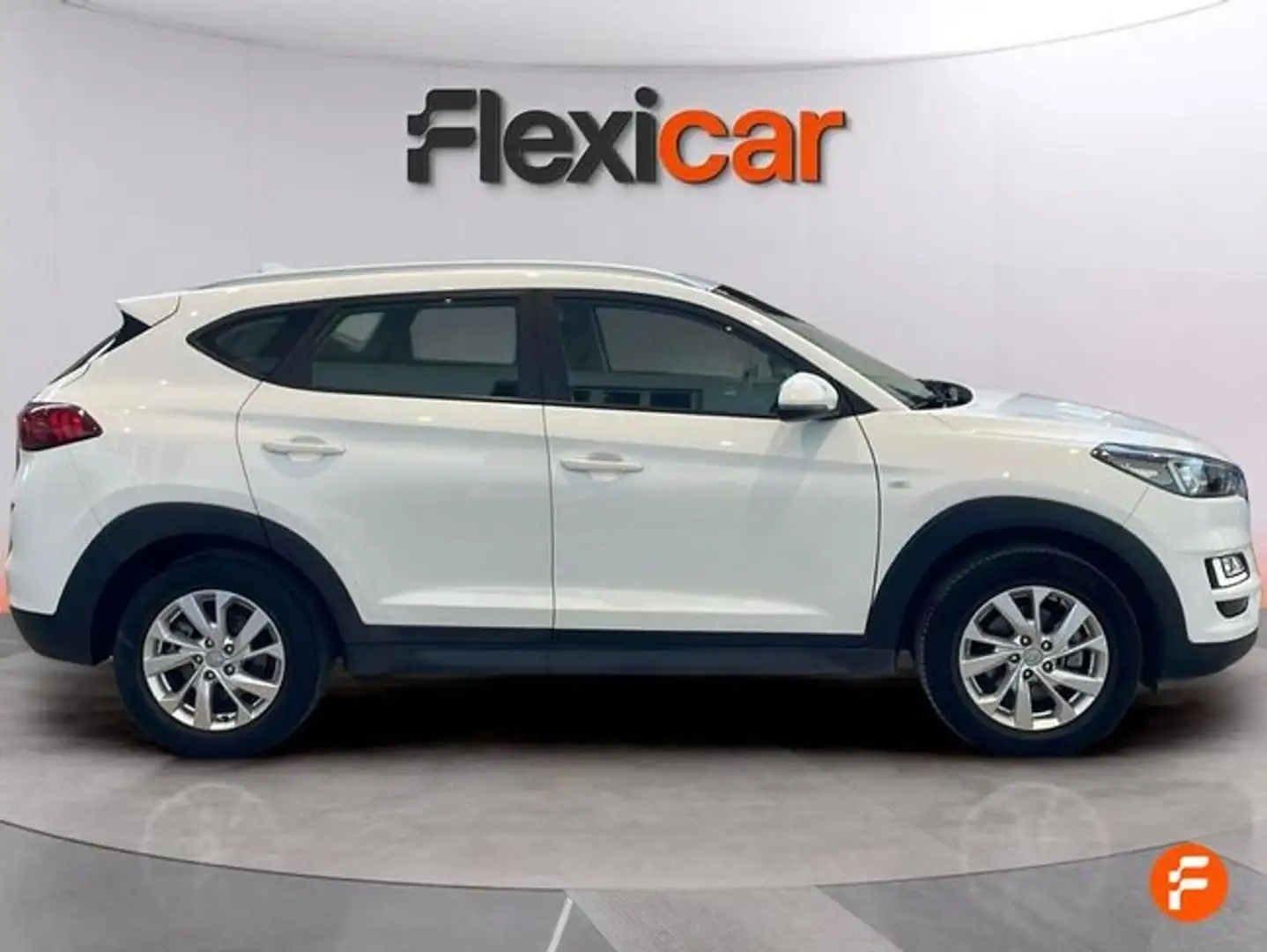 Hyundai TUCSON 1.6 CRDI 85kW (116CV) 48V SLE 4X2 Blanc - 2