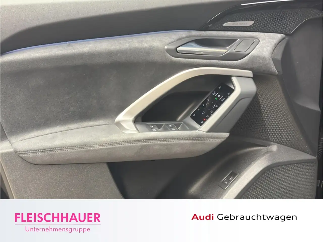 Audi SQ5 3.0 quattro edition one HUD+StandHZG+AHK+PANO 7