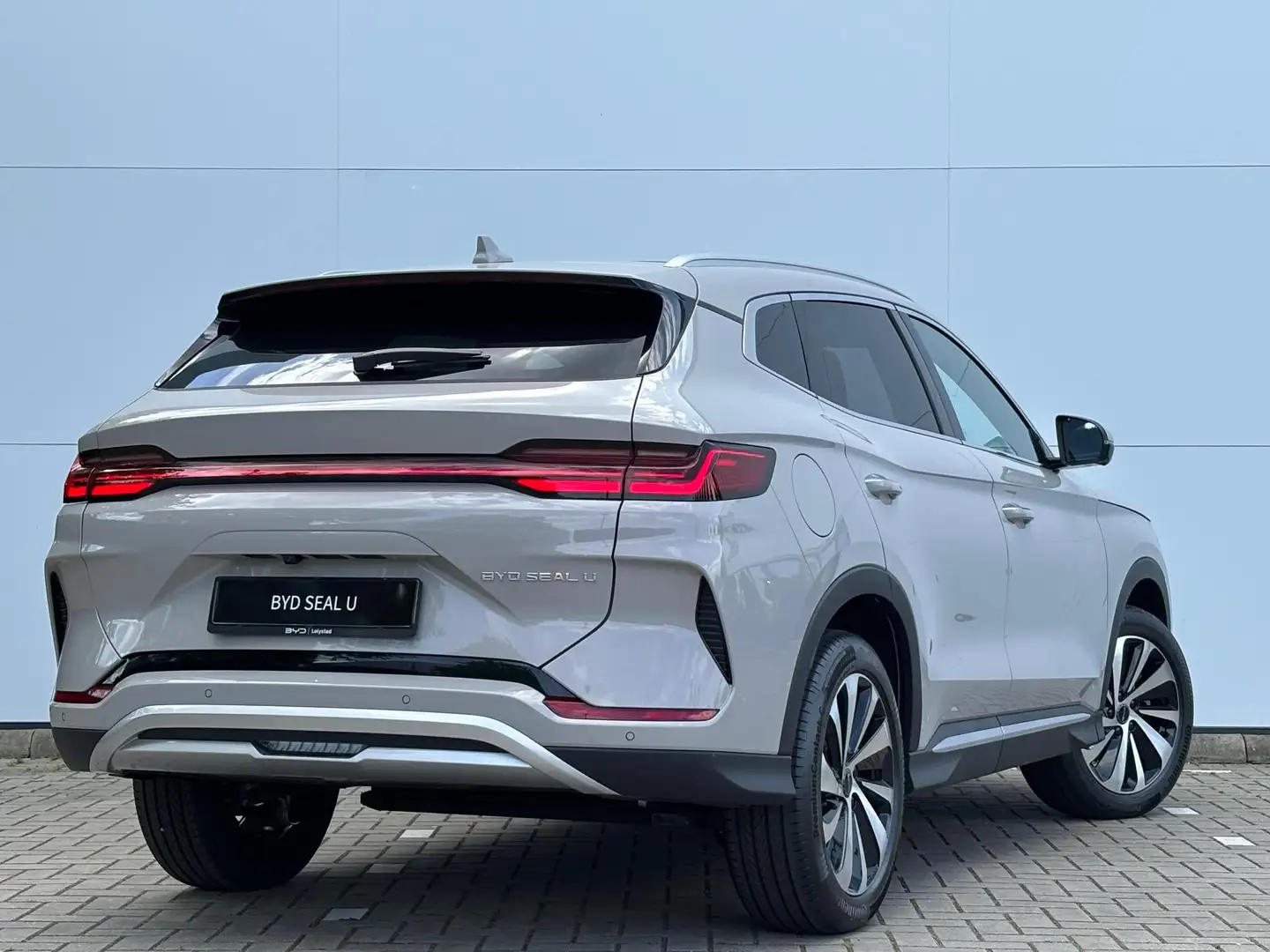 BYD Seal U Design 87 kWh Grigio - 2
