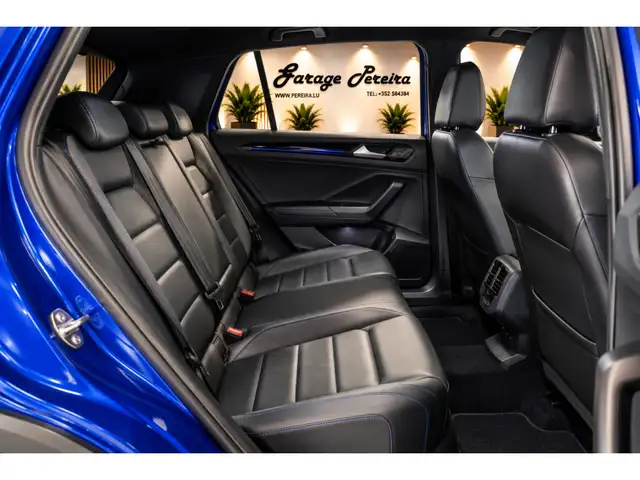 Volkswagen T-Roc view 9