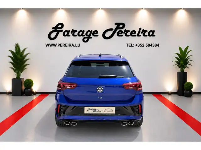 Volkswagen T-Roc view 5