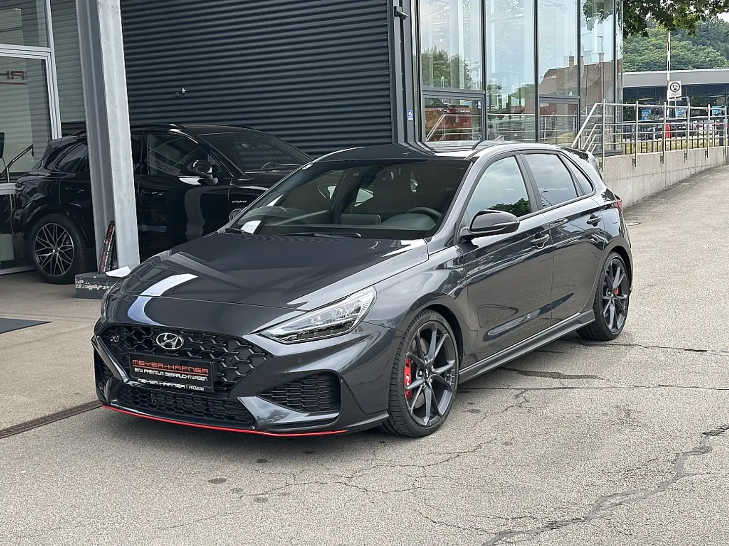 Hyundai i30 N 2,0 T-GDI Performance Paket !!!!Nur 4000km!!!... Grau - 1