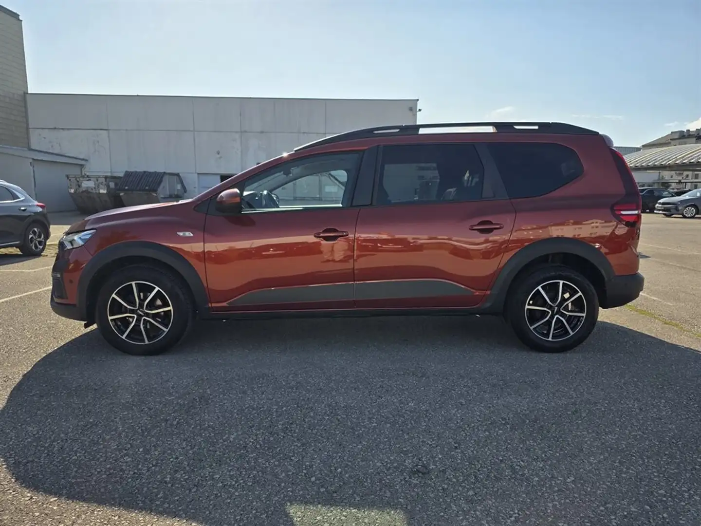 Dacia Jogger Expression TCe 110 Braun - 2