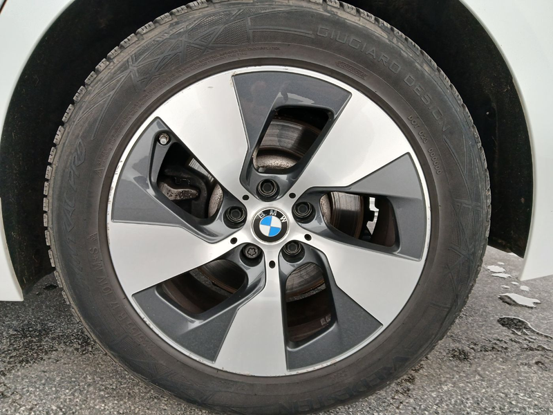 BMW 518 d Lim. Aut LED+LEDER+NAVI+S-DACH+HUD+MEGAFARBE — photo 6