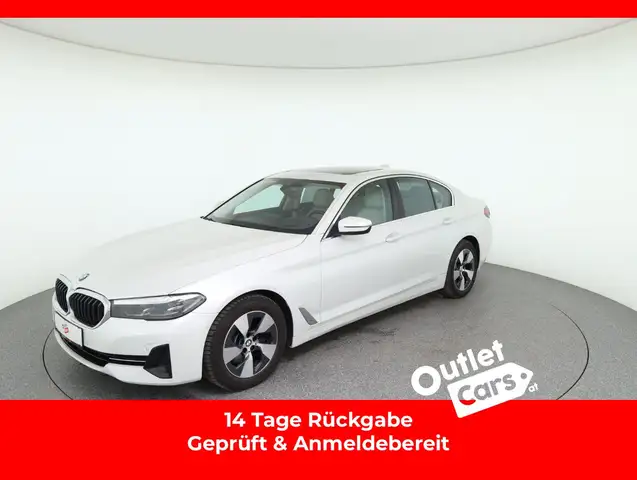 BMW 518 d CARPLAY+LED+LEDER+NAVI+RFK+Virtual+DynLicht