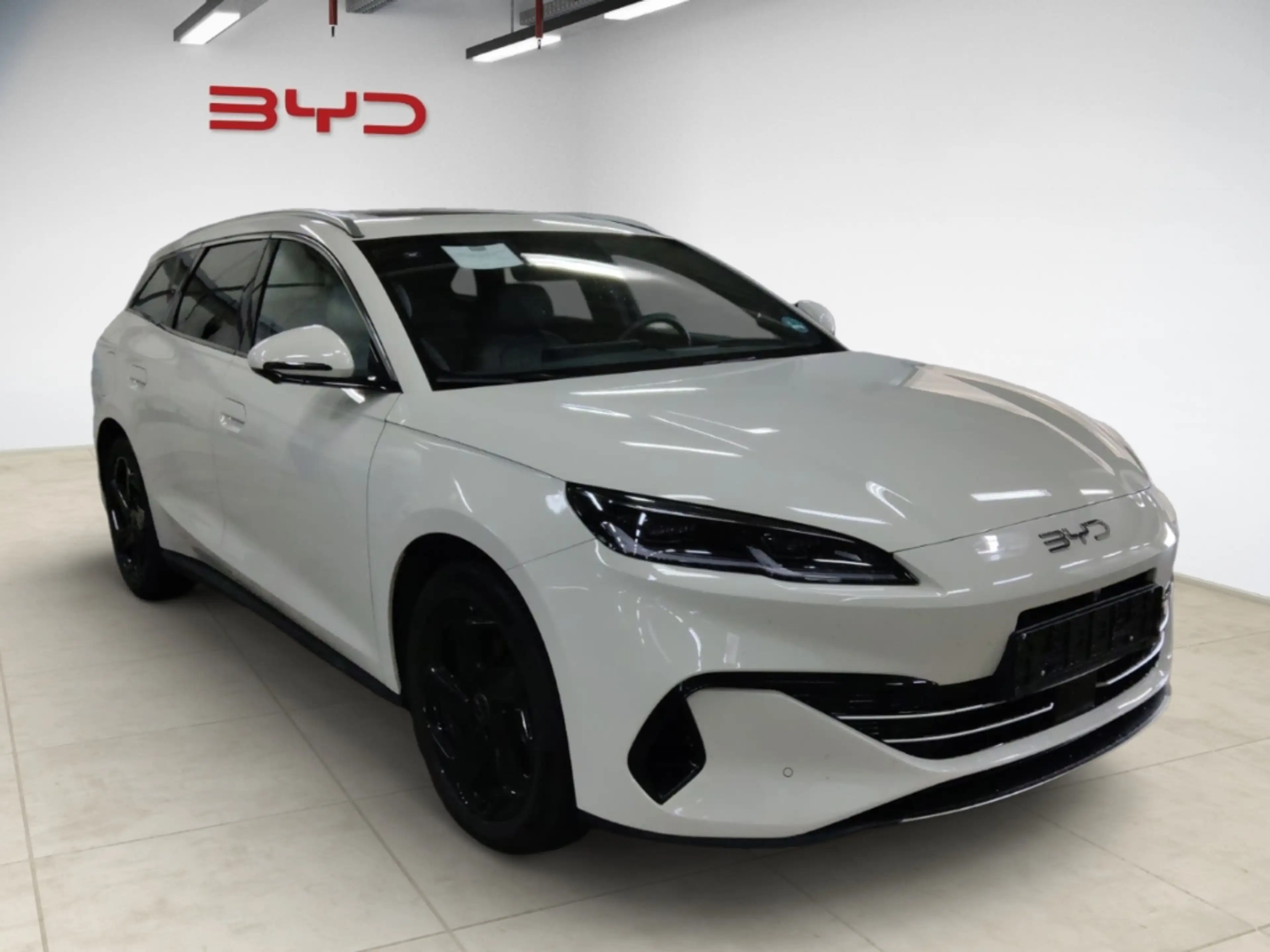 BYD Seal COMFORT PHEV 1.5 160KW NAVI,KLIMA,SITZHZG,CARPLAY — photo 3