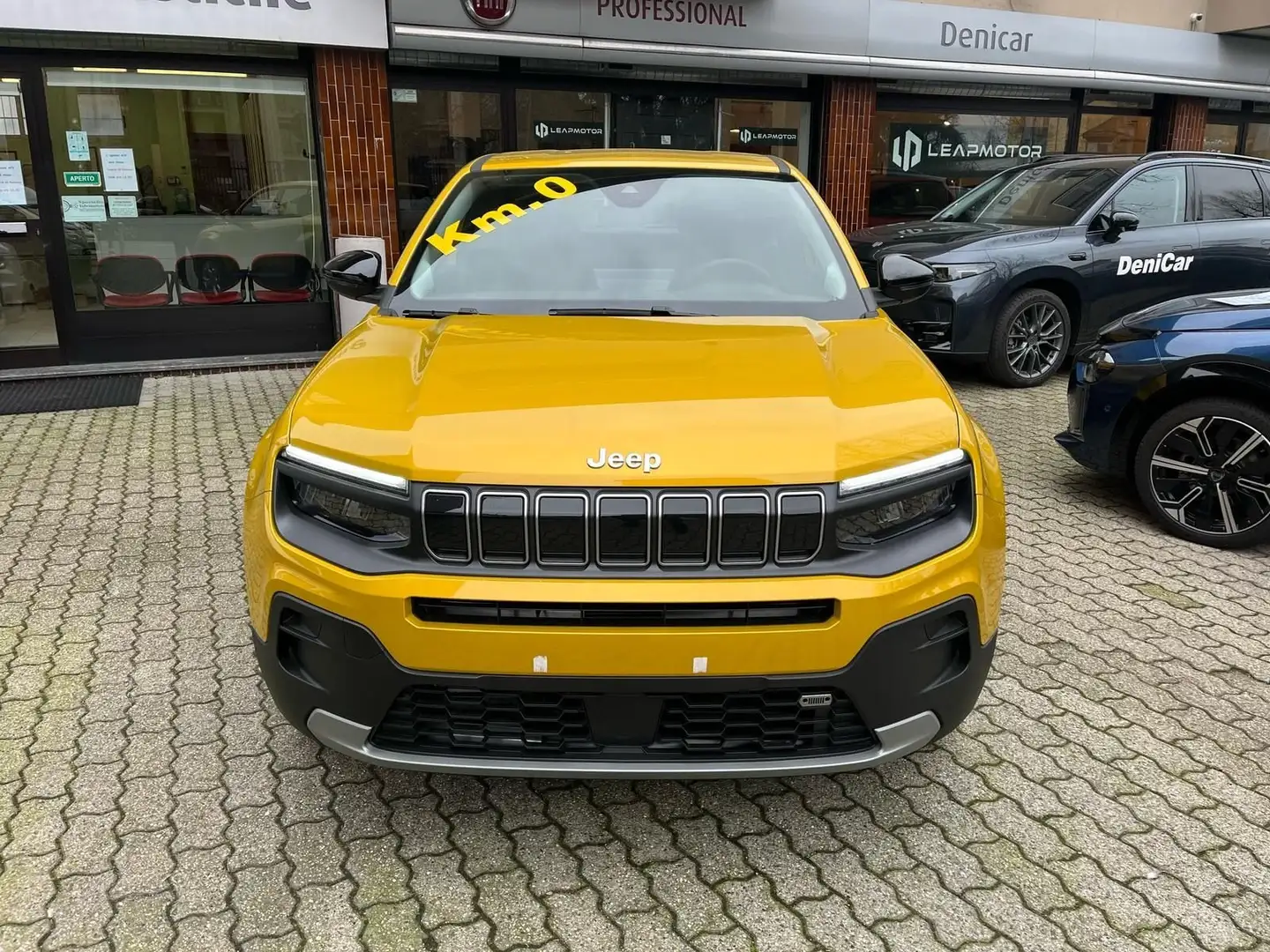 Jeep Avenger Avenger 1.2 turbo Altitude fwd 100cv promo freedom Žlutá - 2