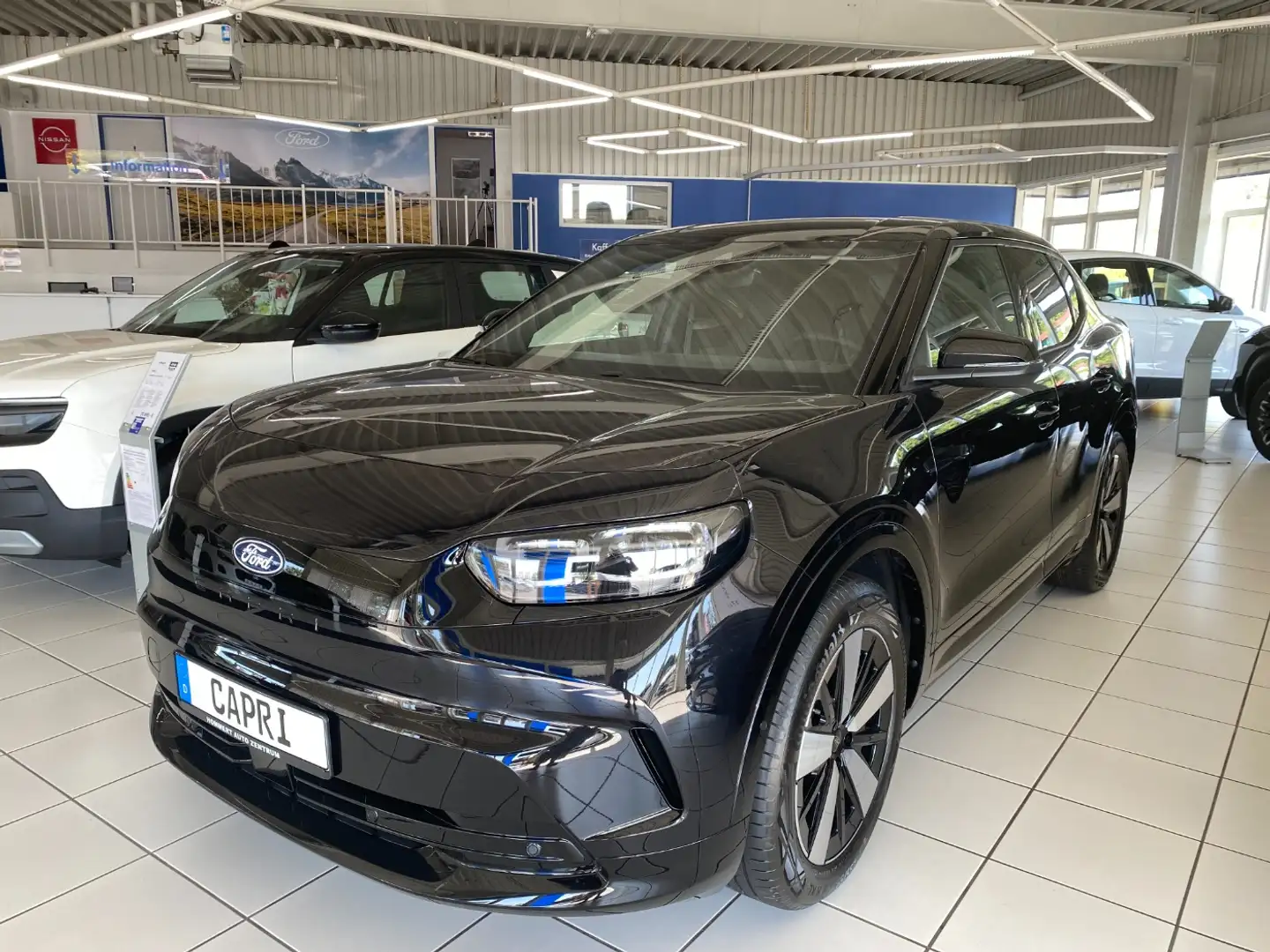 Ford Capri Elektro Extended Range RWD *NAV*IACC*LED* Grijs - 2