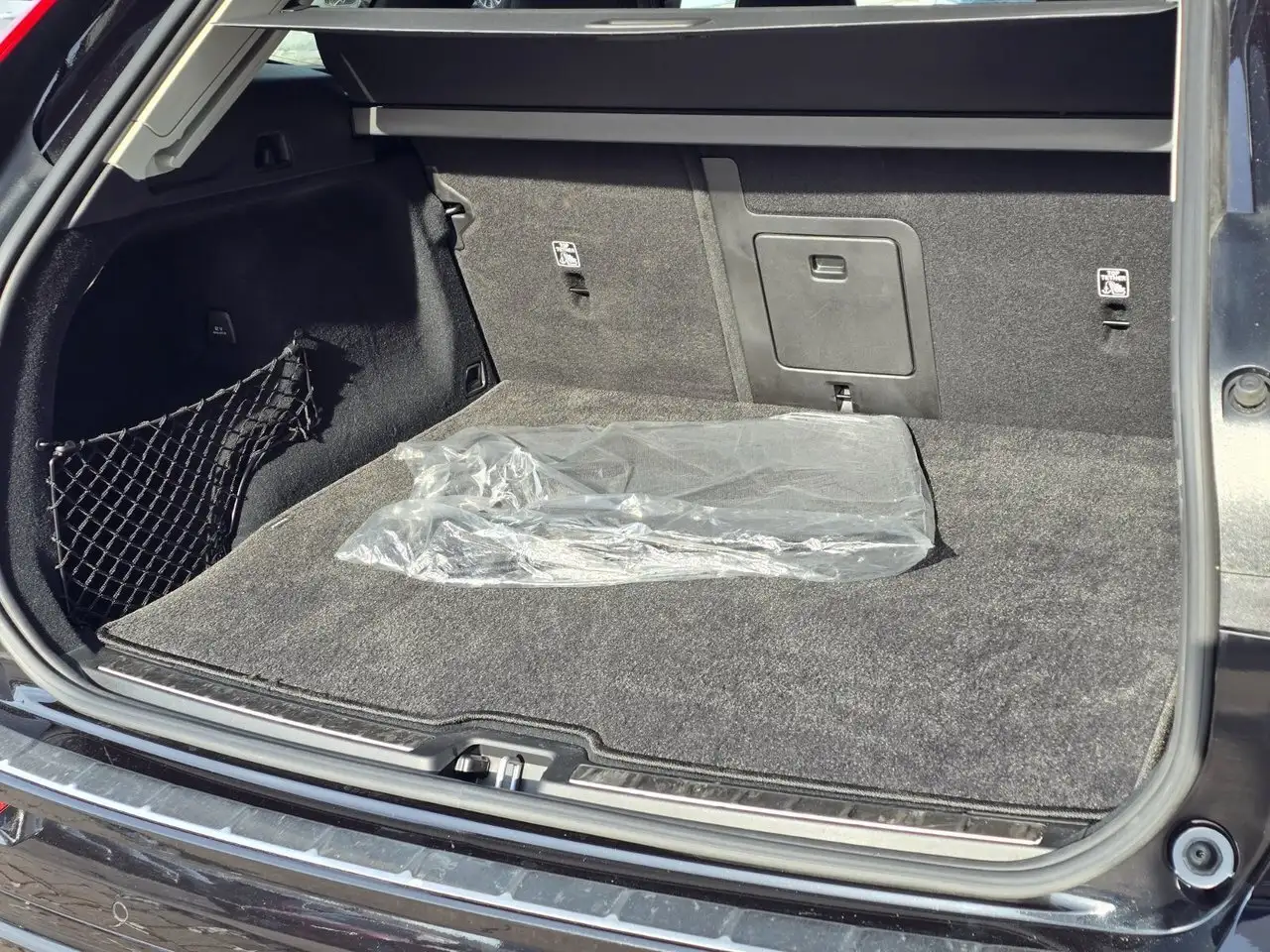 Volvo XC60 снимка Volvo XC60