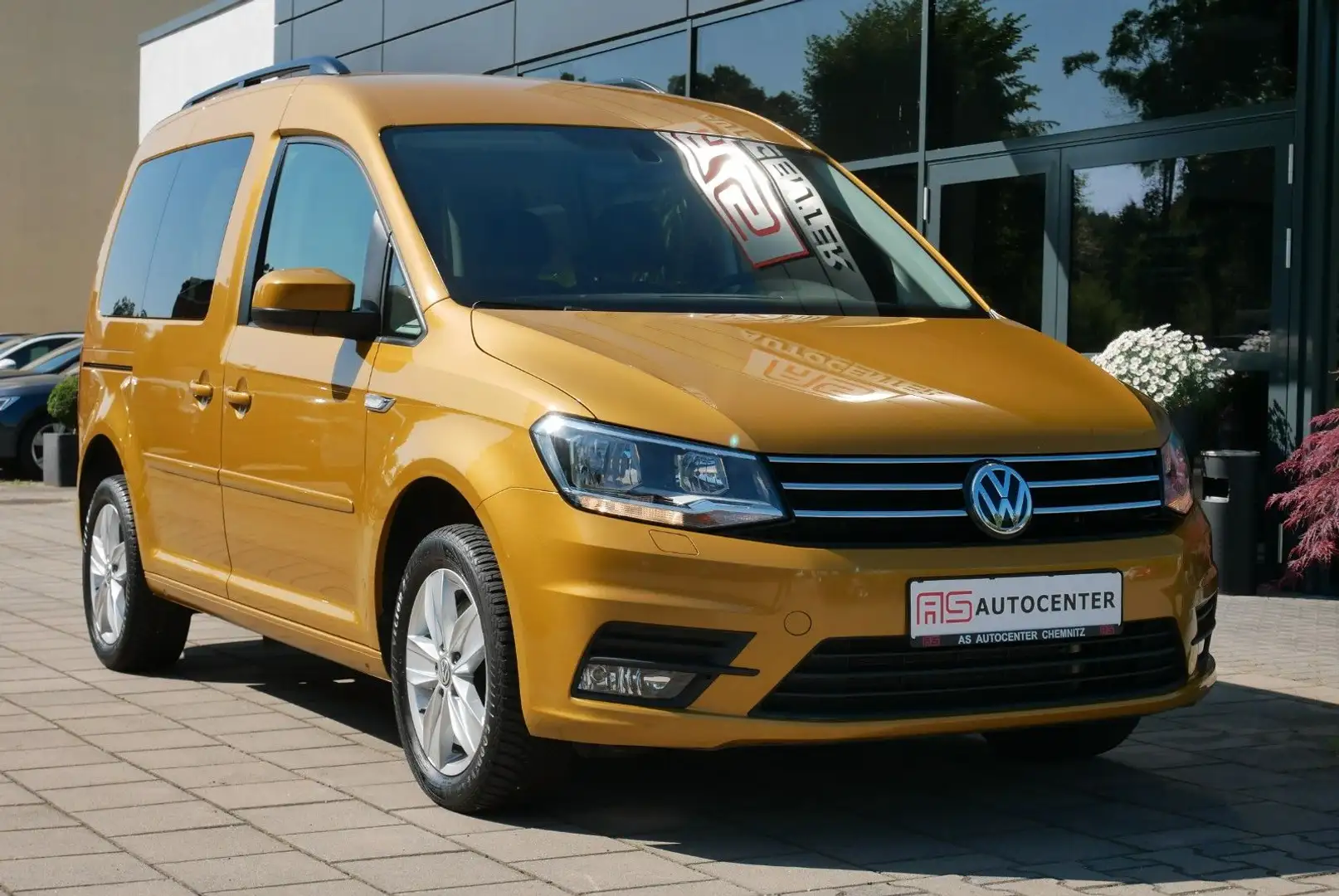 Volkswagen Caddy 2.0 TDI DSG Comfortline Navi ACC CAM PDC Gold - 2