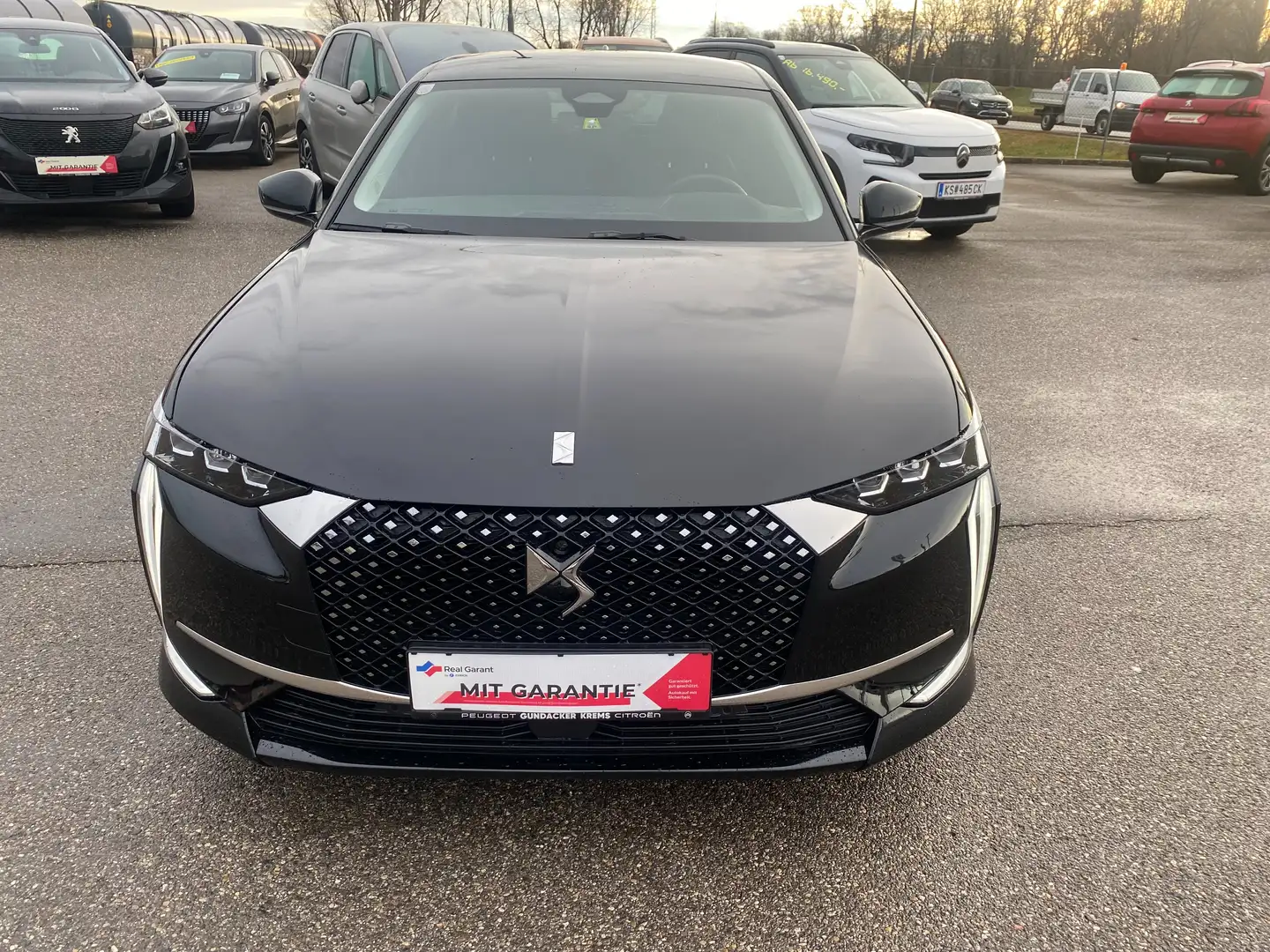 DS Automobiles DS 4 Rivoli Schwarz - 2