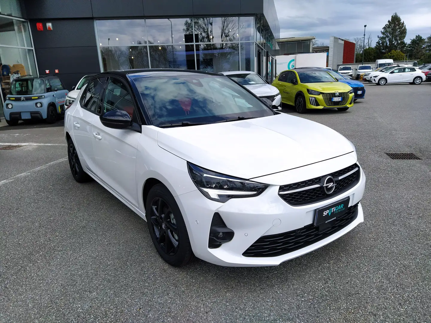 Opel Corsa 1.2 Benzina 100cv GS KM ZERO Wit - 1