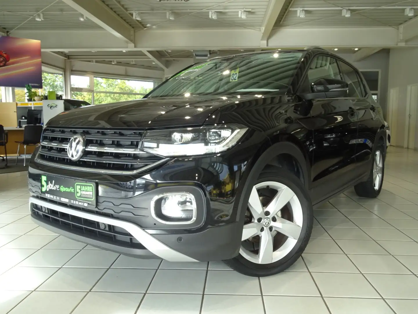 Volkswagen T-Cross 1.0 TSI STYLE ACC+AHK+LED+Navi+SHZ+Kam. Zwart - 2