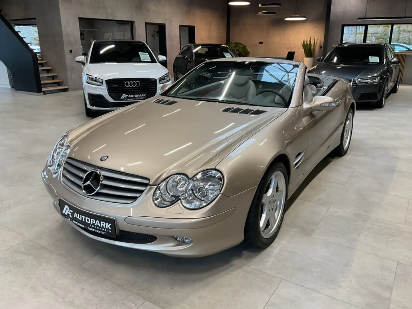 Mercedes-Benz SL 350 Leder Navi Comand Xenon 18" AMG 13.600Km! Beige - 1