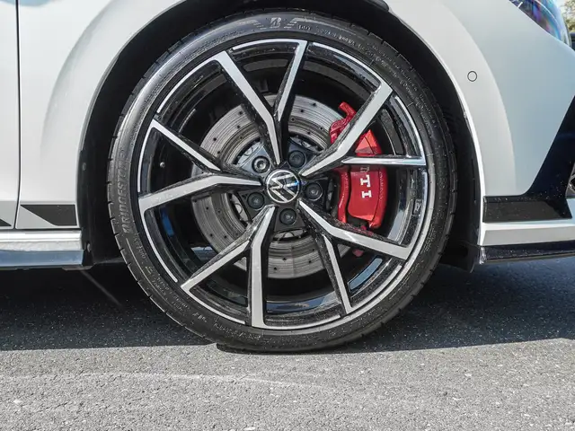 Volkswagen Golf view 7