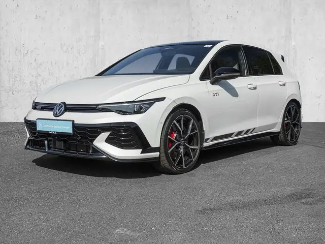 Volkswagen Golf view 2