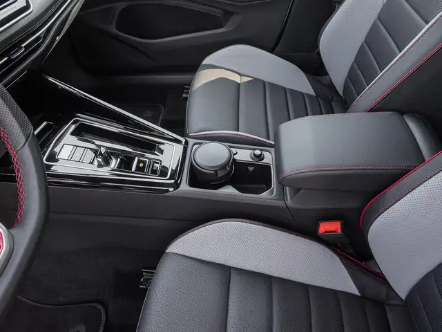 Volkswagen Golf view 16