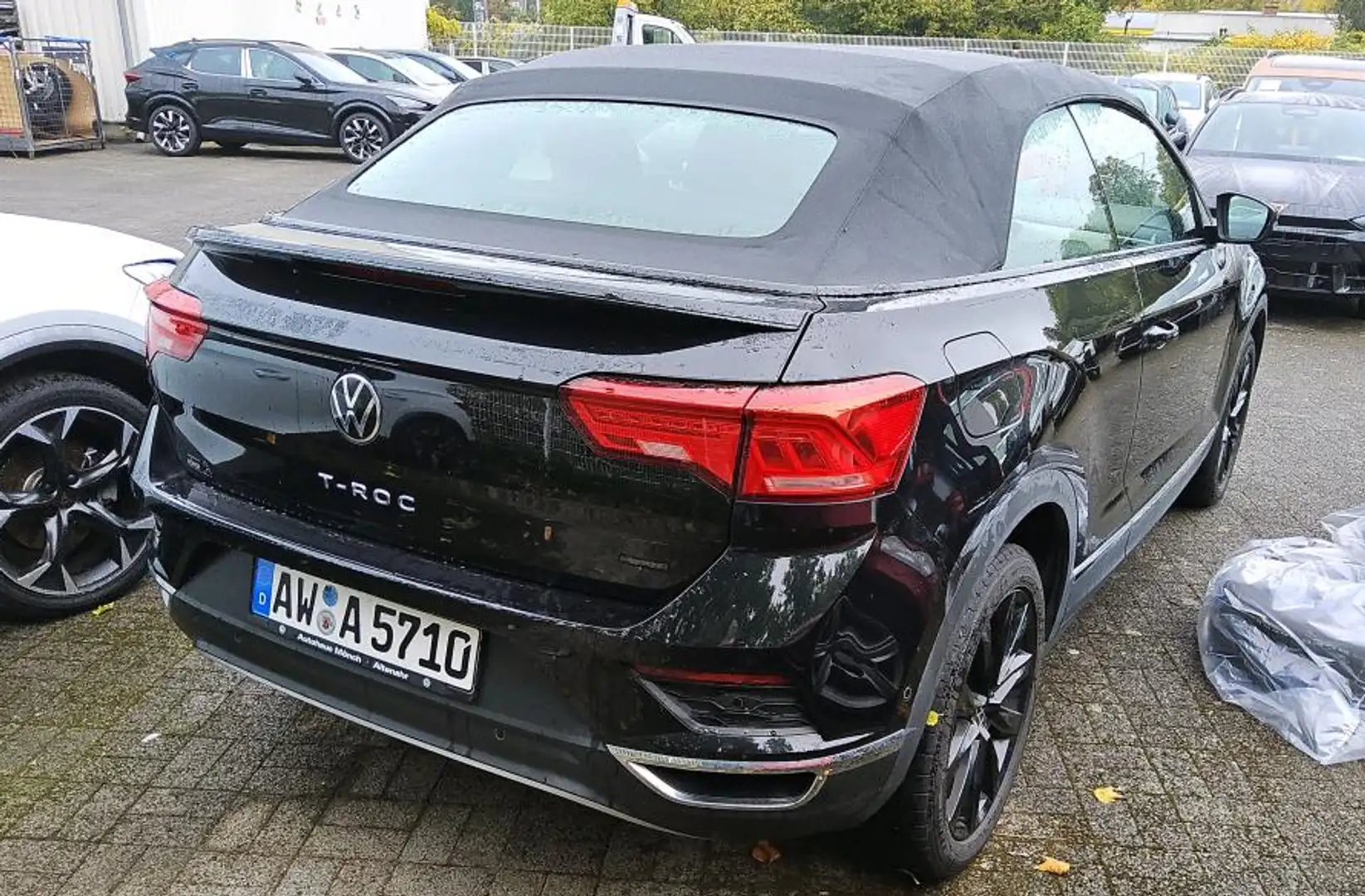 Volkswagen T-Roc Cabriolet Style 1.5 TSI 6-Gang KAMERA AHK NAVI Schwarz - 2