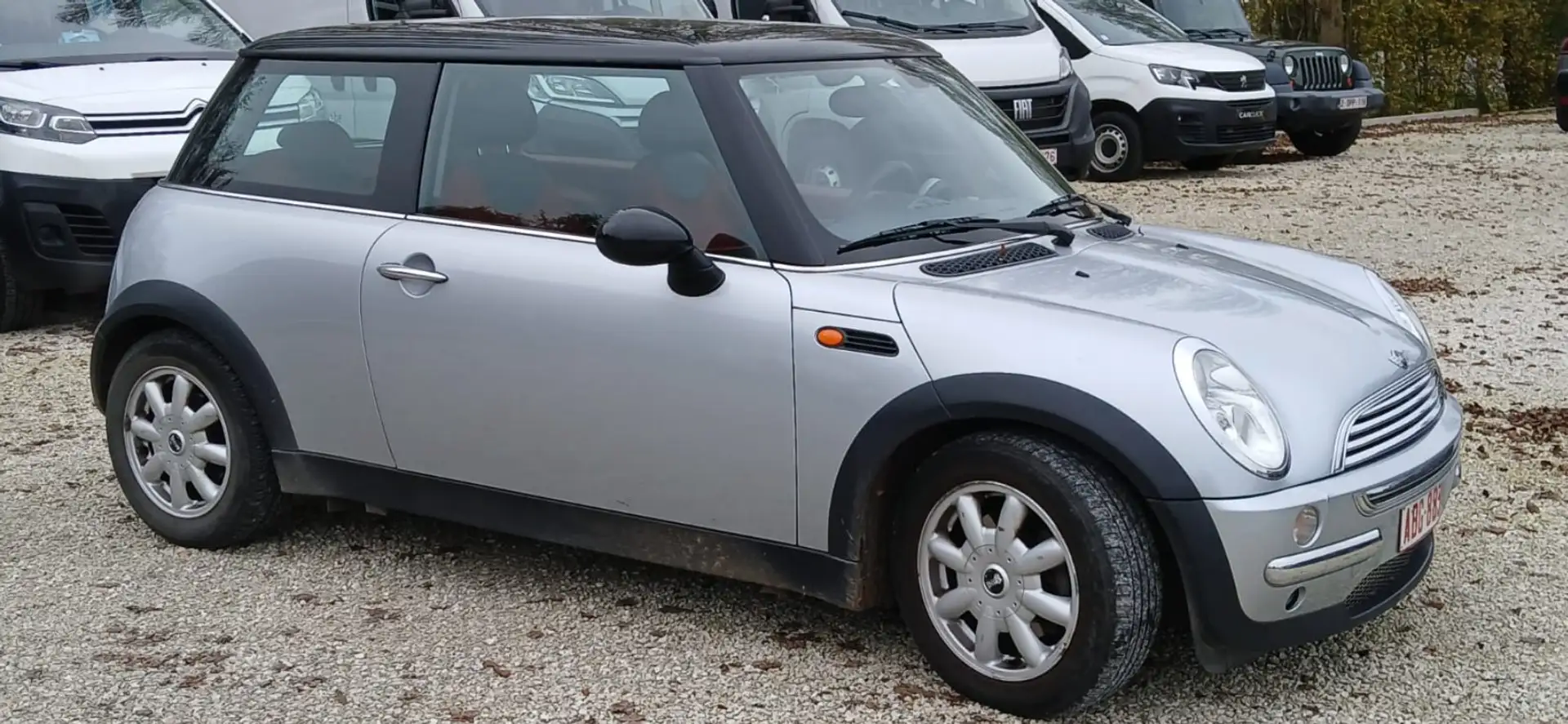 MINI Cooper 1.6i 16v Gris - 1