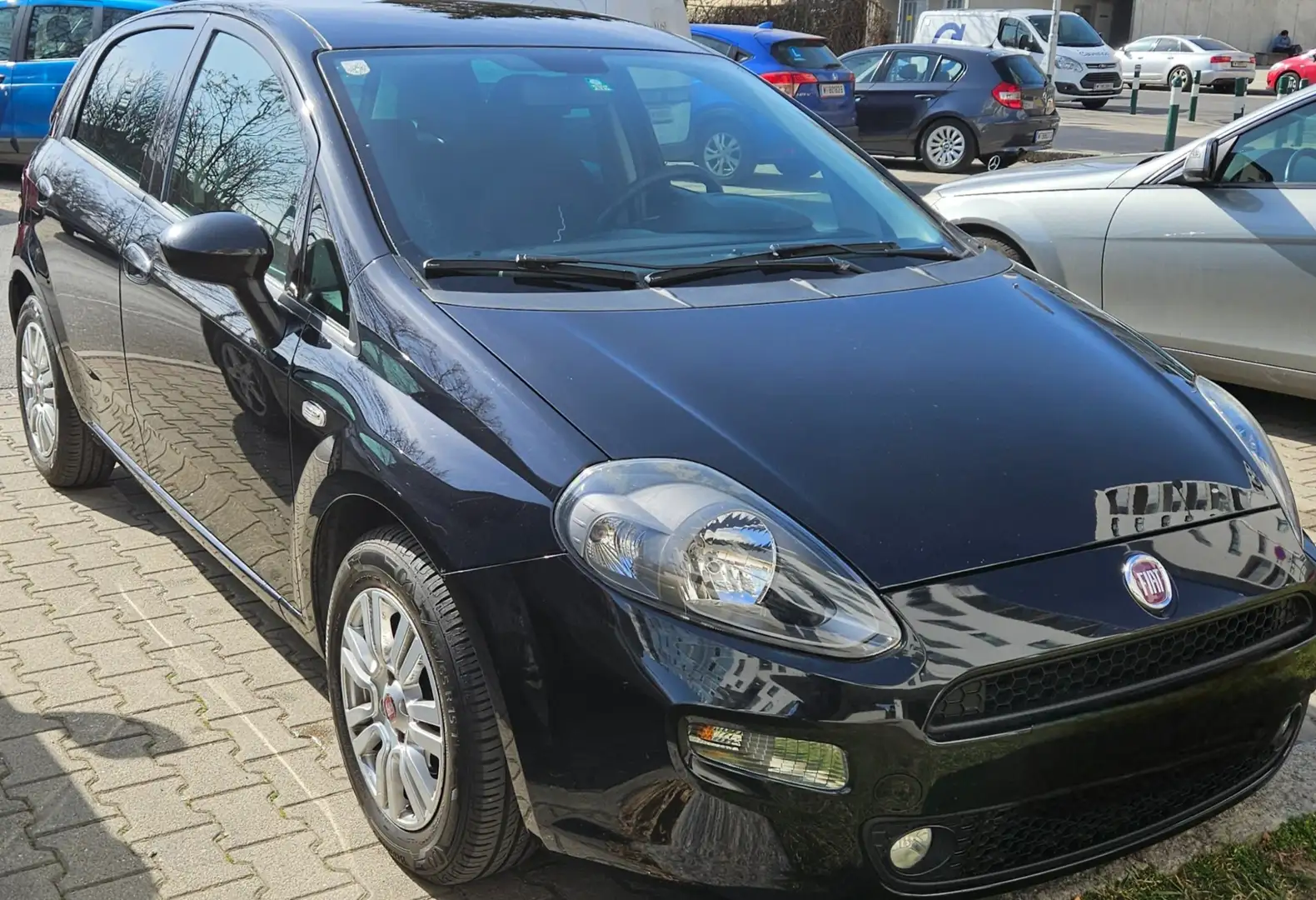 Fiat Punto Punto 0,9 TwinAir Turbo 105 Lounge Lounge Negro - 2