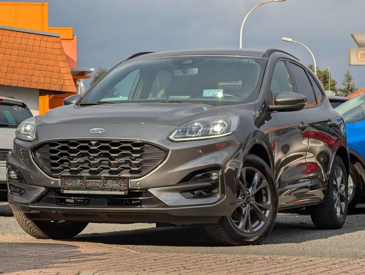 Ford Kuga 2.0 Diesel 150PS ST-LINE X LED ACC Winterpaket Grau - 1