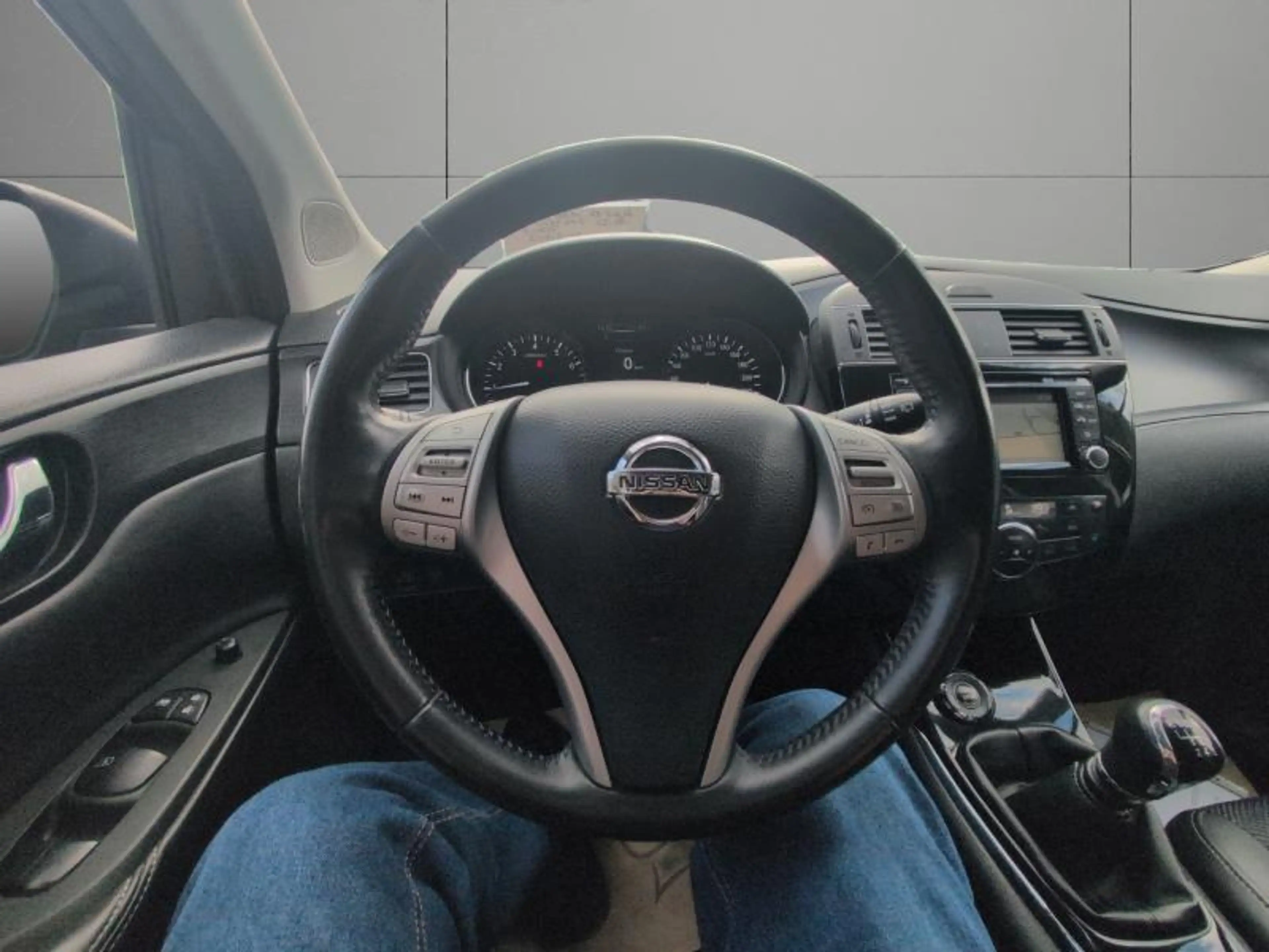 Nissan Pulsar 1.2 115cv noir 07/17 71677 Airco GPS Camera — photo 11