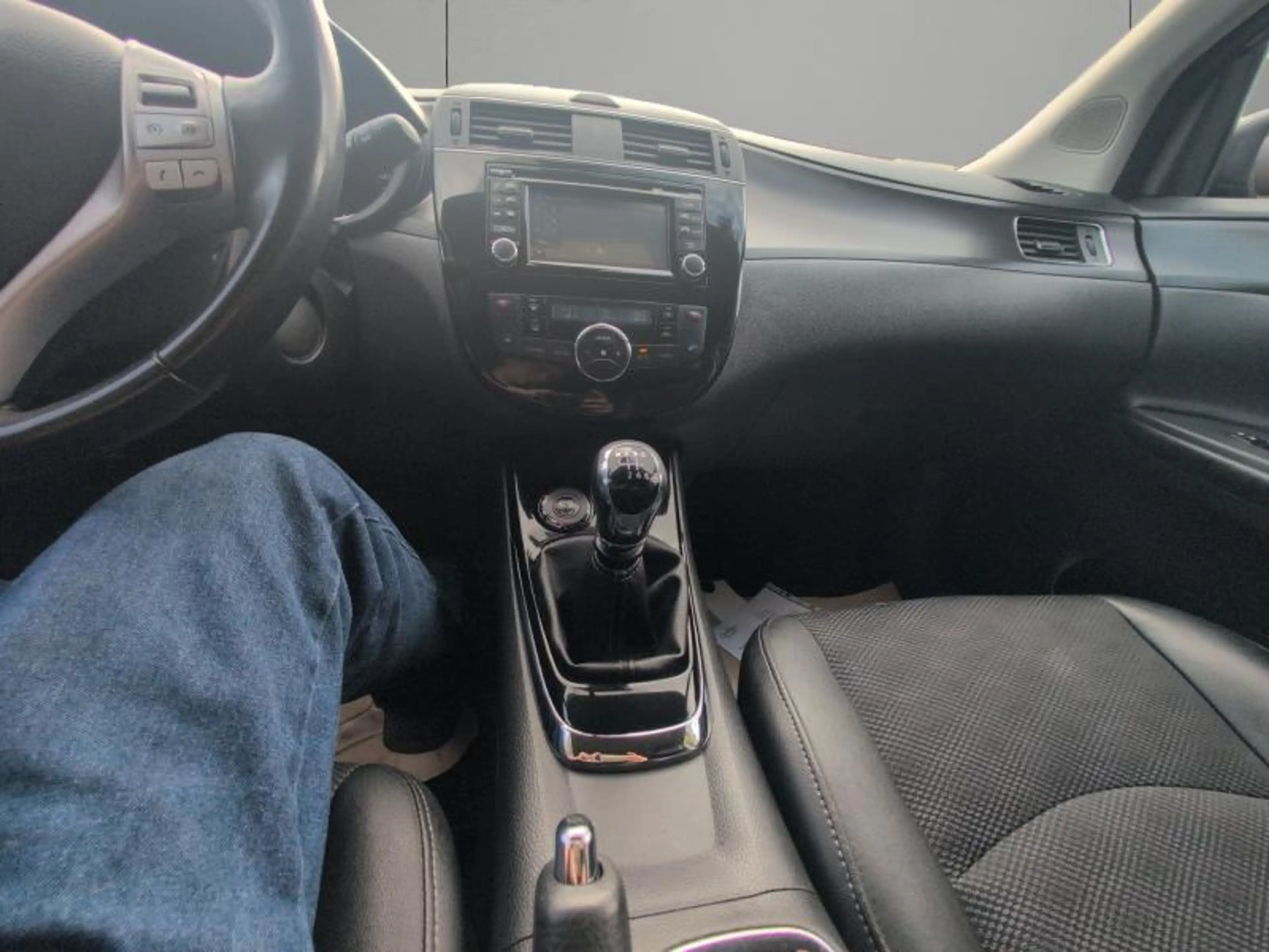 Nissan Pulsar 1.2 115cv noir 07/17 71677 Airco GPS Camera — photo 13