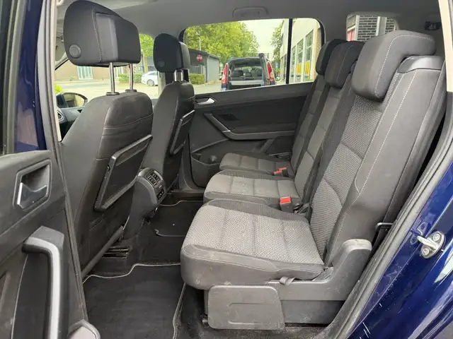 Volkswagen Touran view 12