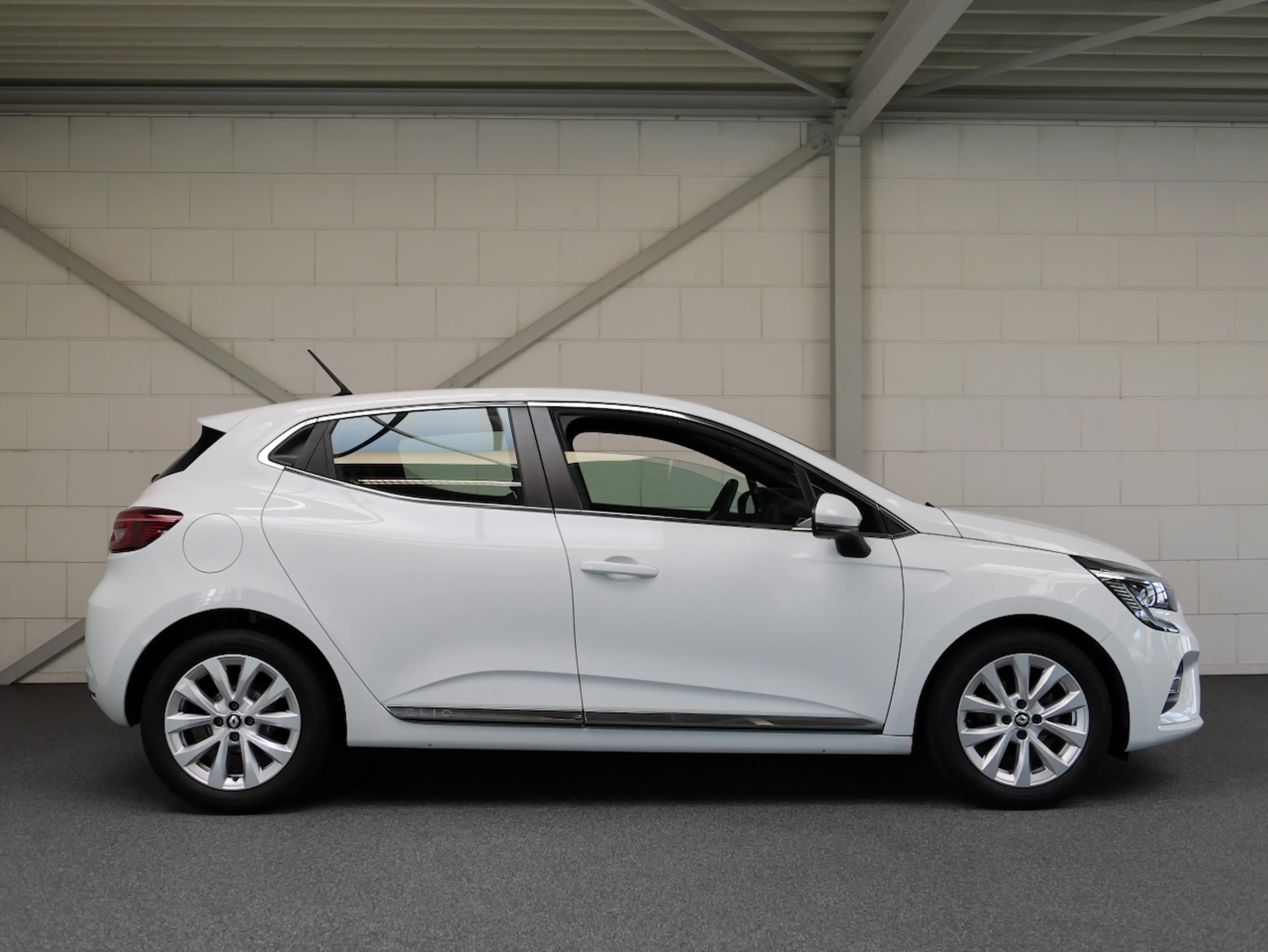 Renault Clio 1.0 TCe Intens Navi/ECC/PDC/Carplay (all-incl. pri — photo 7