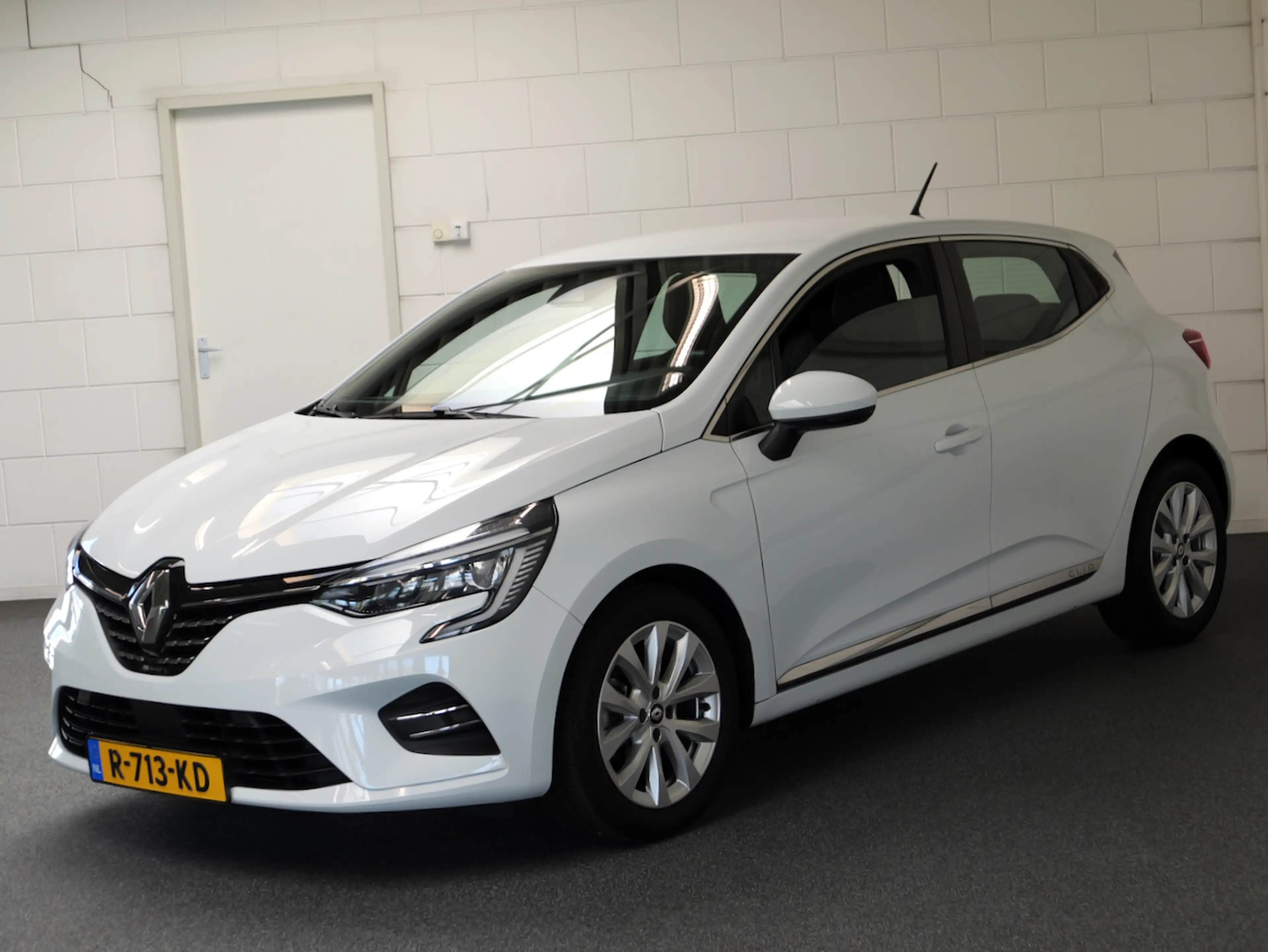 Renault Clio 1.0 TCe Intens Navi/ECC/PDC/Carplay (all-incl. pri — photo 2