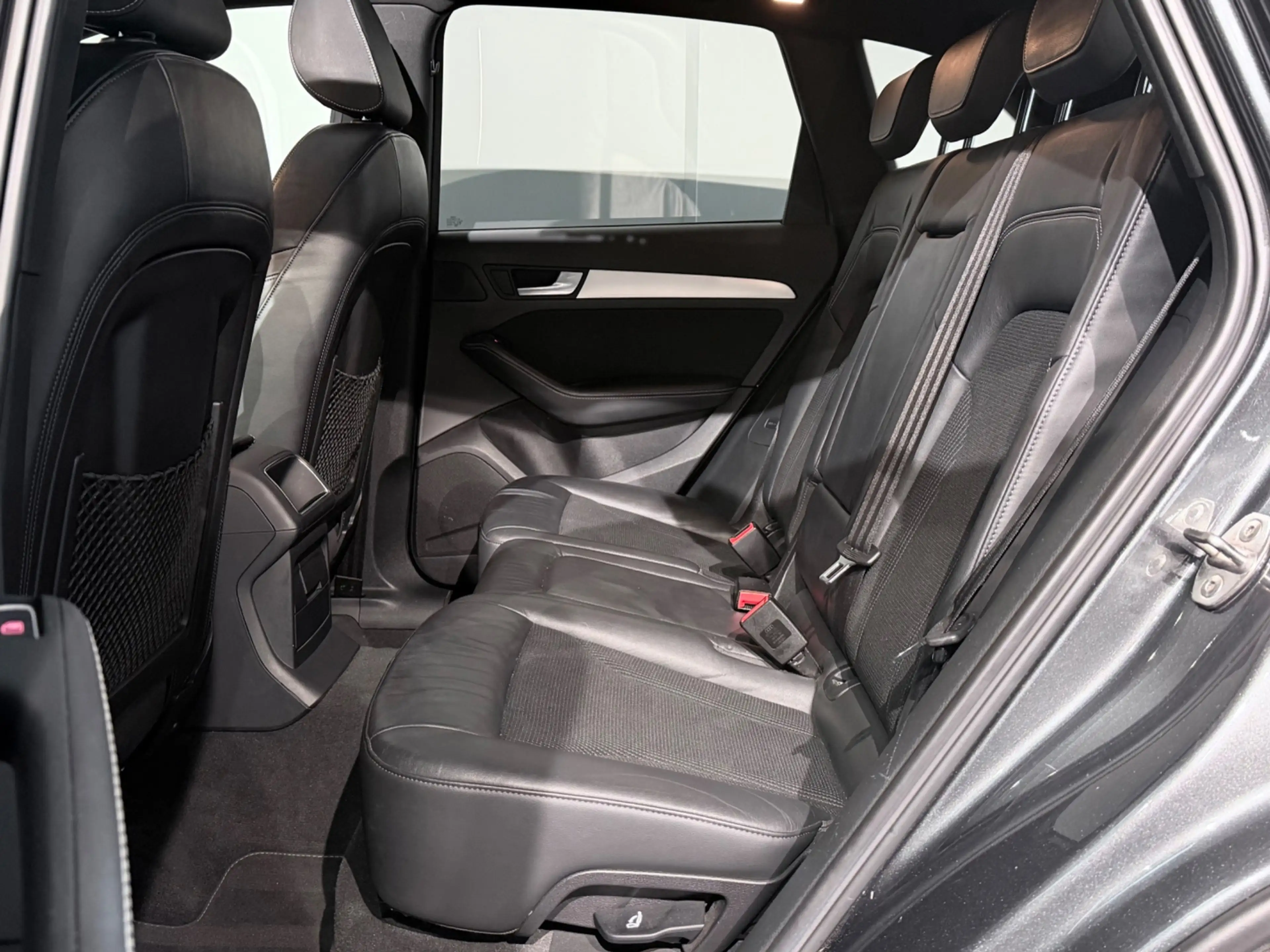 Audi Q5 2.0 TFSI Quattro S-Line Black Edition /Clima/PANO/ — photo 15