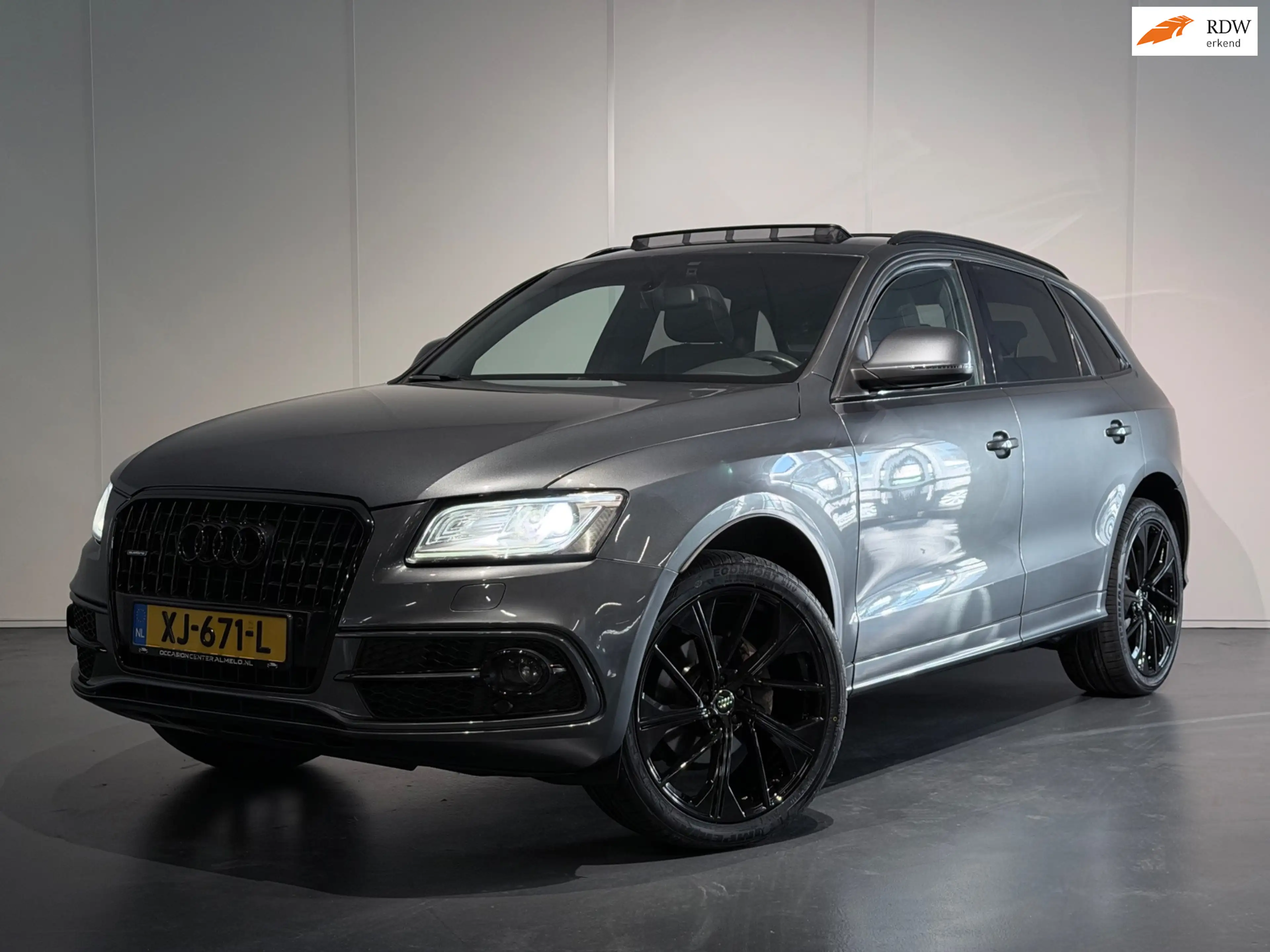 Audi Q5 2.0 TFSI Quattro S-Line Black Edition /Clima/PANO/