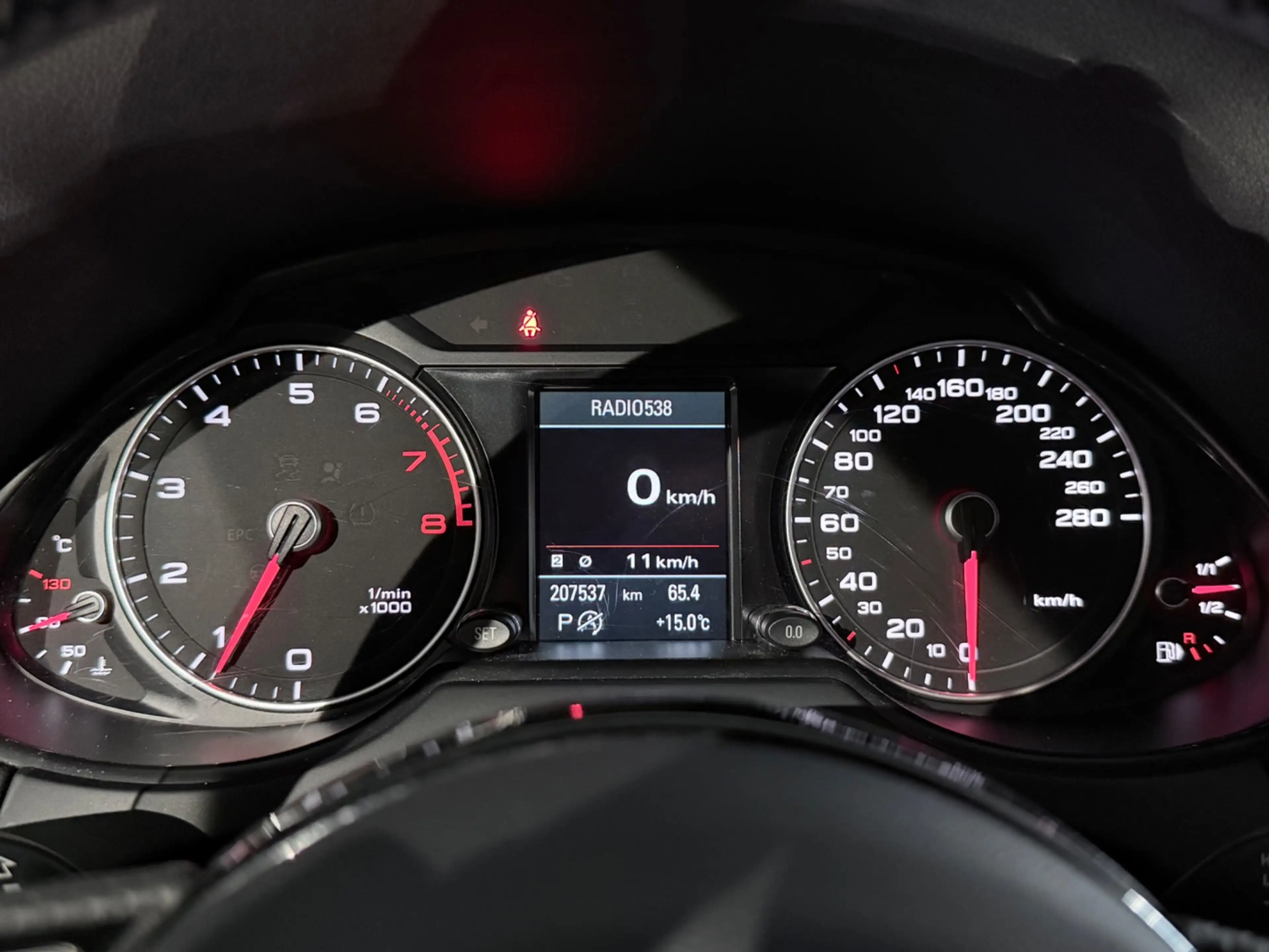 Audi Q5 2.0 TFSI Quattro S-Line Black Edition /Clima/PANO/ — photo 44
