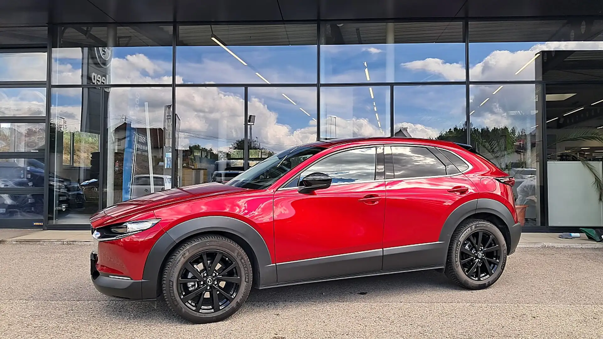 Mazda CX-30 e-Skyactive G140 Homura Aut. Rot - 2