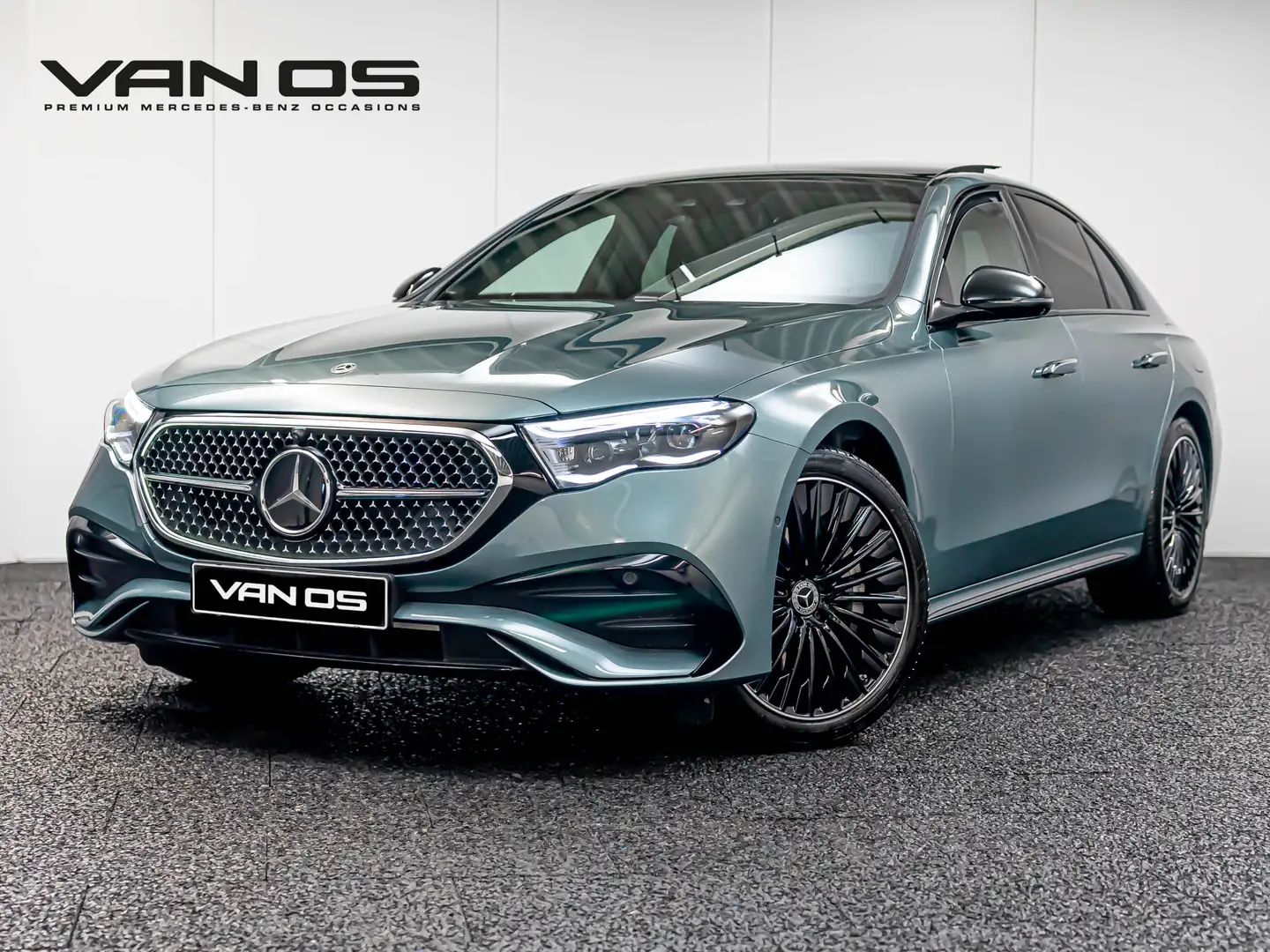 Mercedes-Benz E 300 E e AMG Line | Superscreen | 20 Inch | Burmester Zilver - 1