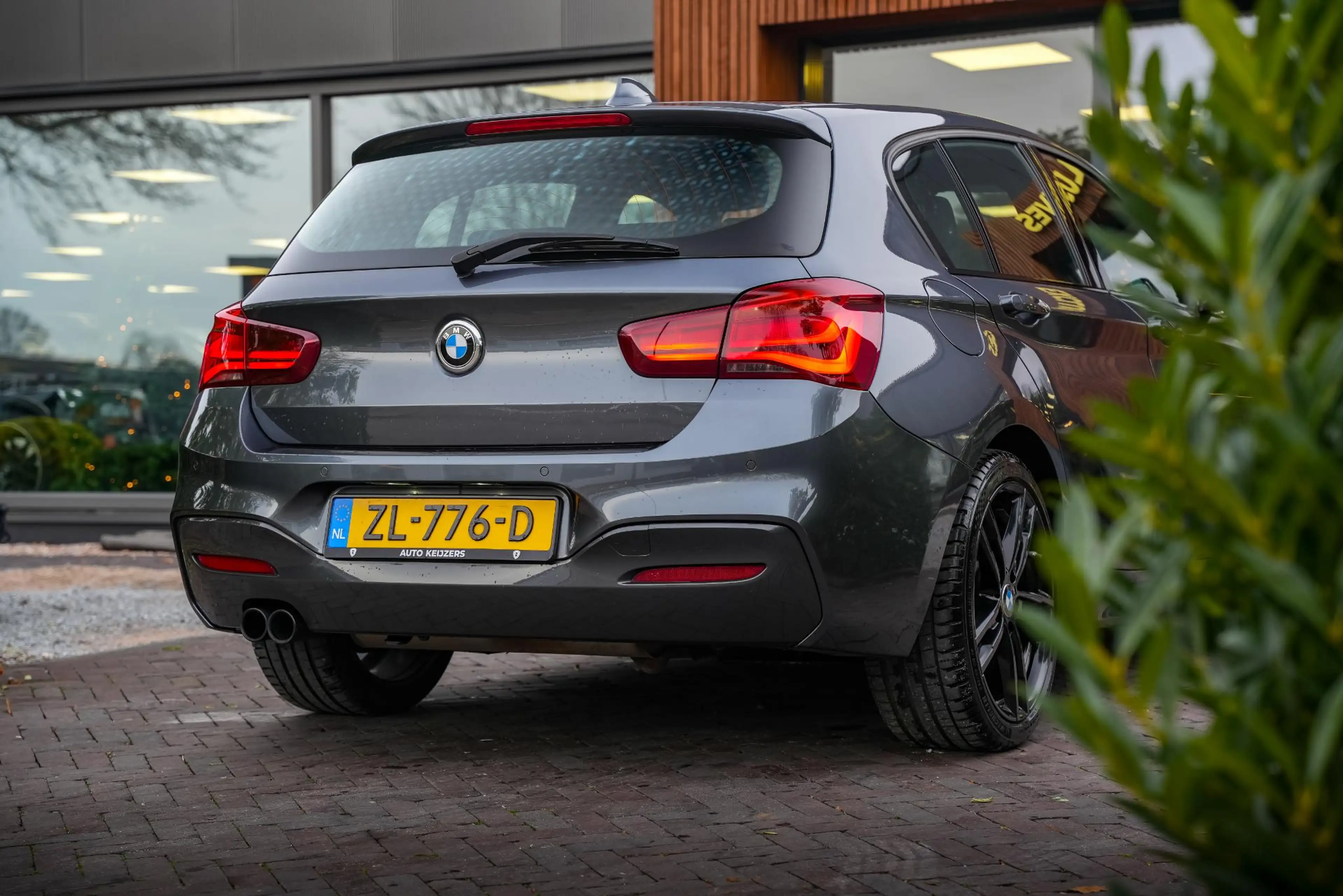 BMW 125 1-serie 125i Edition M Sport Shadow High Executive — photo 11