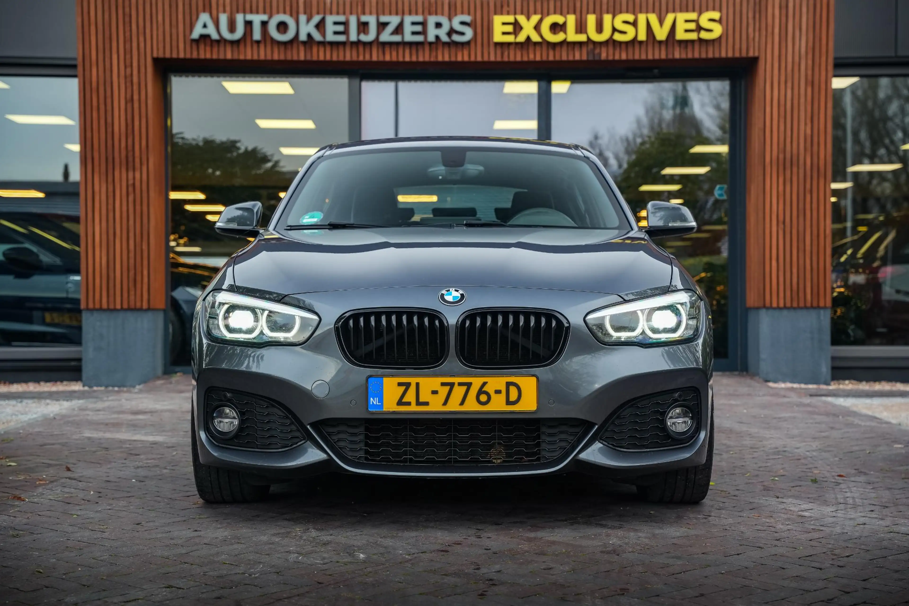 BMW 125 1-serie 125i Edition M Sport Shadow High Executive — photo 3