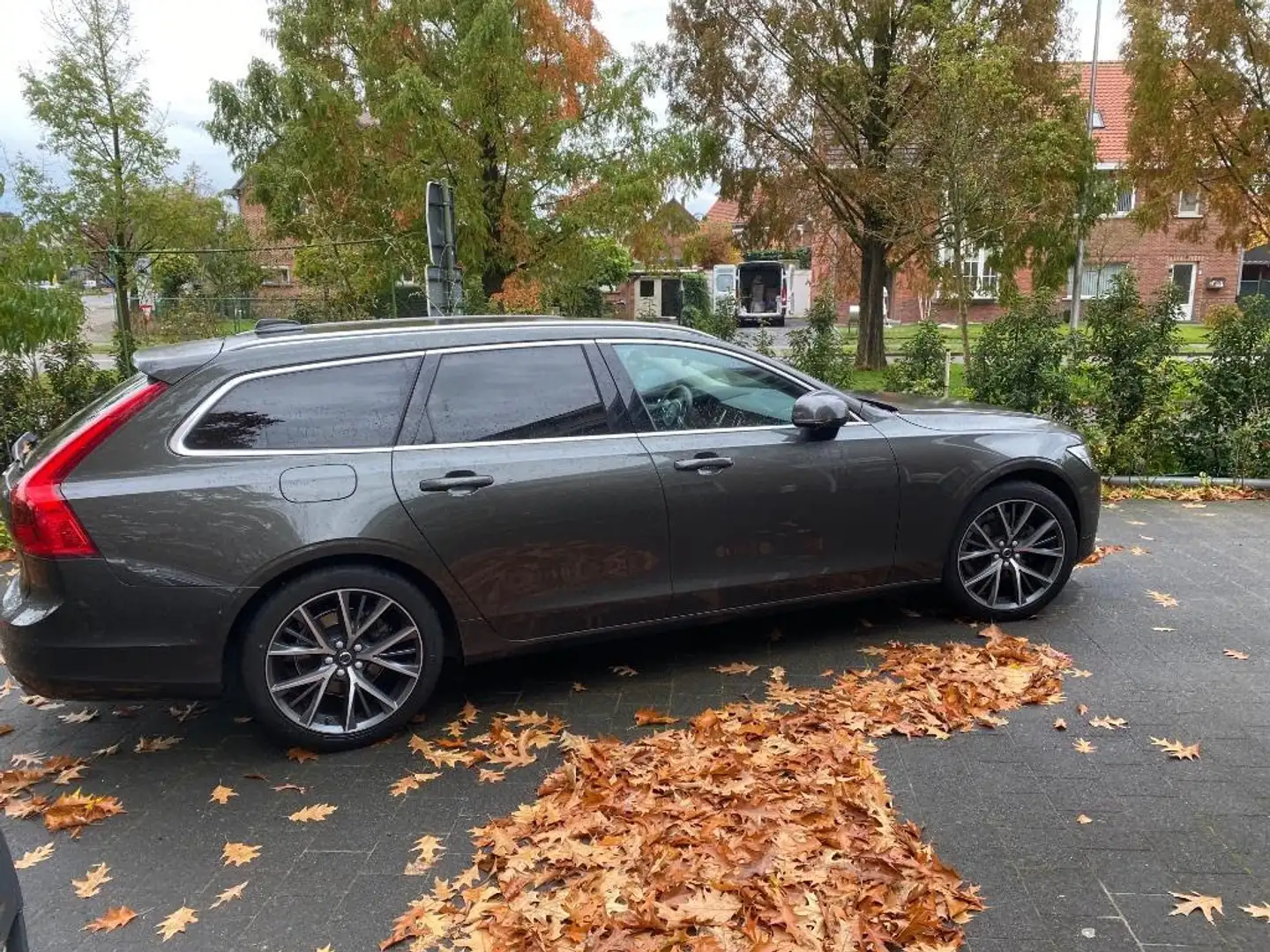 Volvo V90 V90 D3 AWD Geartronic Momentum - 2
