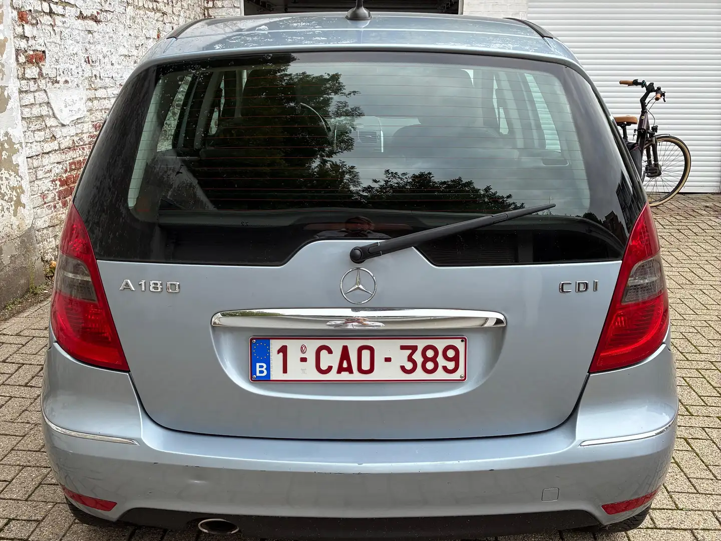 Mercedes-Benz 180 A180CDI Bleu - 1