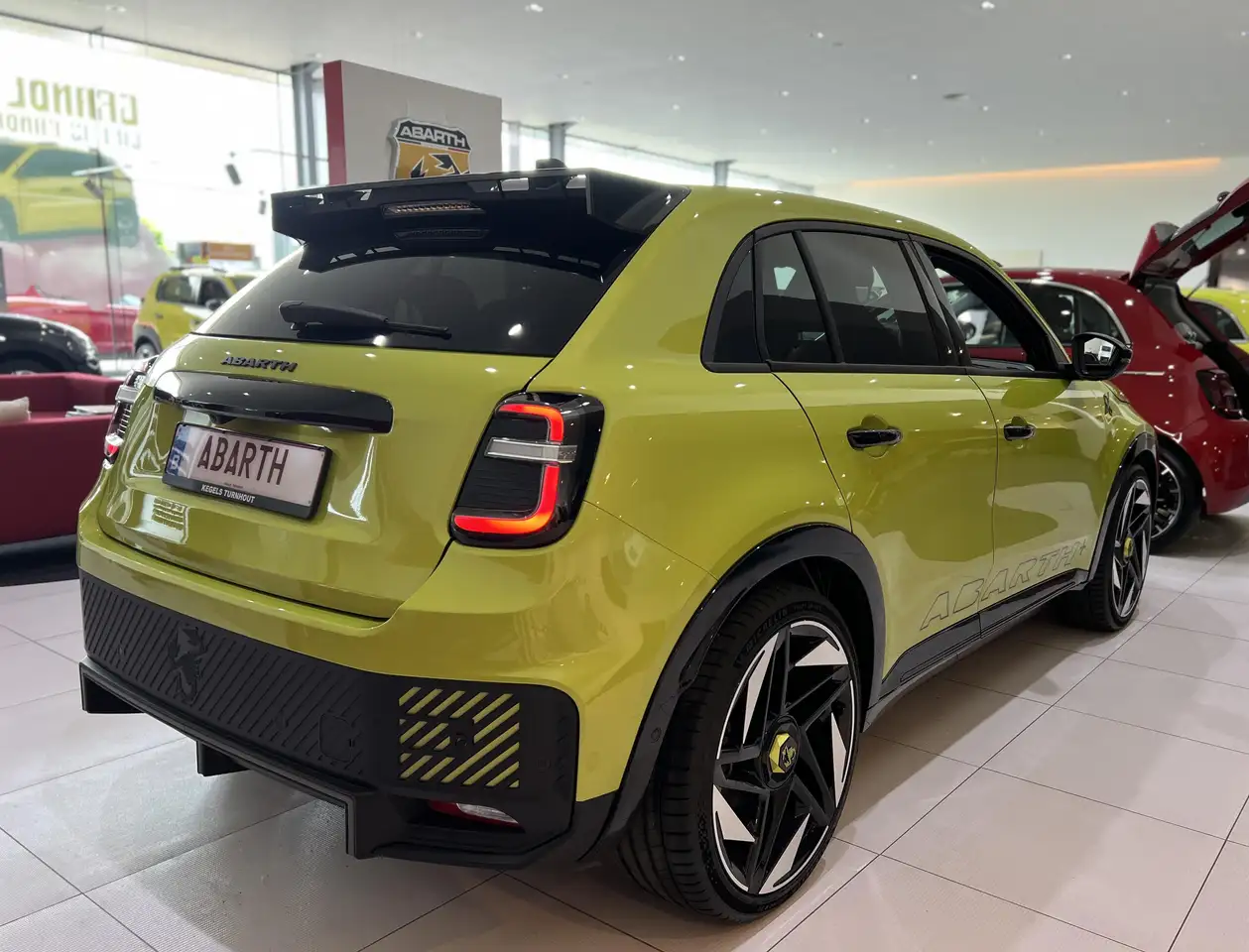 Abarth 500e 2025