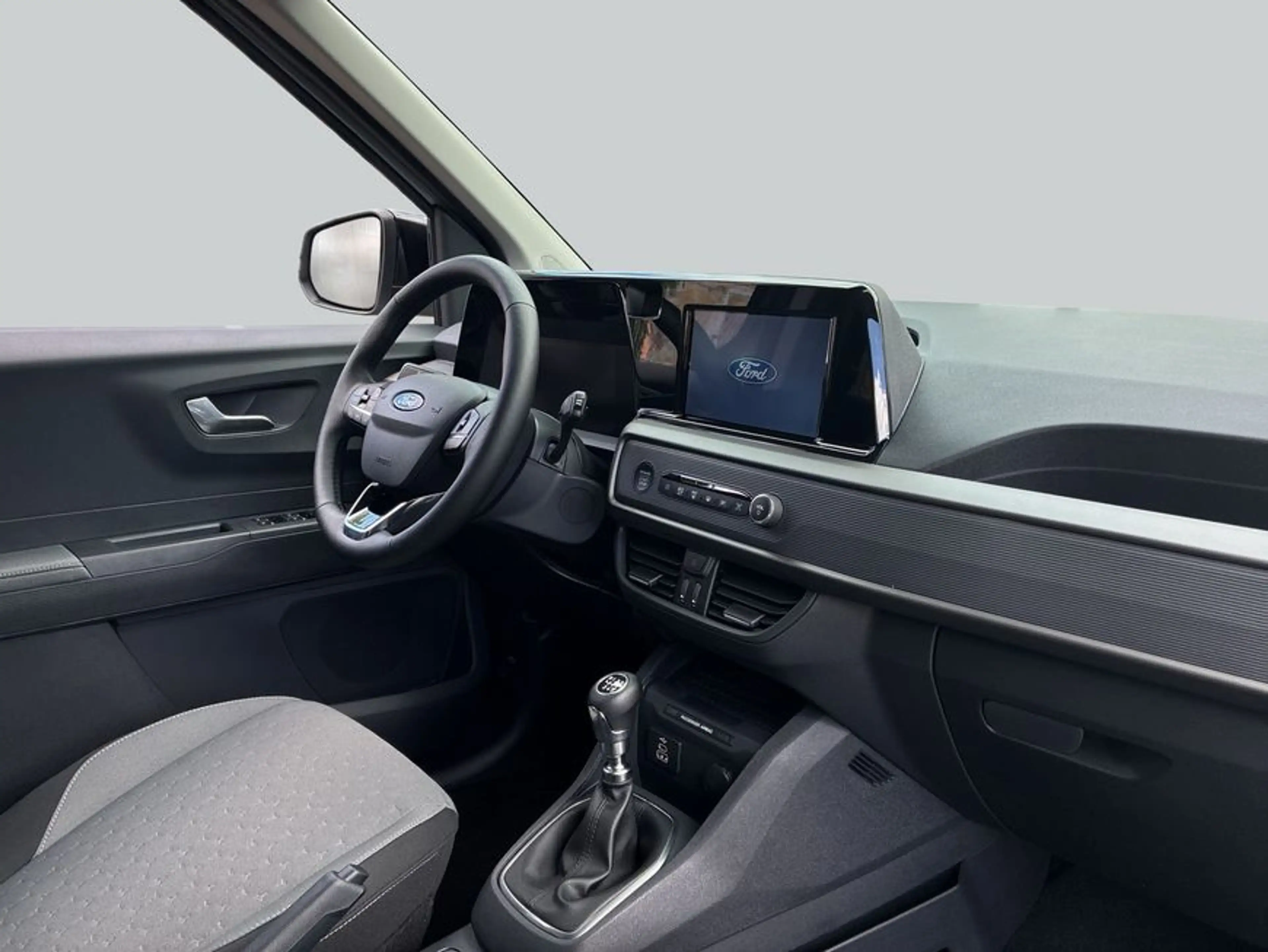 Ford Tourneo Courier 1.0 EcoBoost TITANIUM 92 kW, 5-tür — photo 15