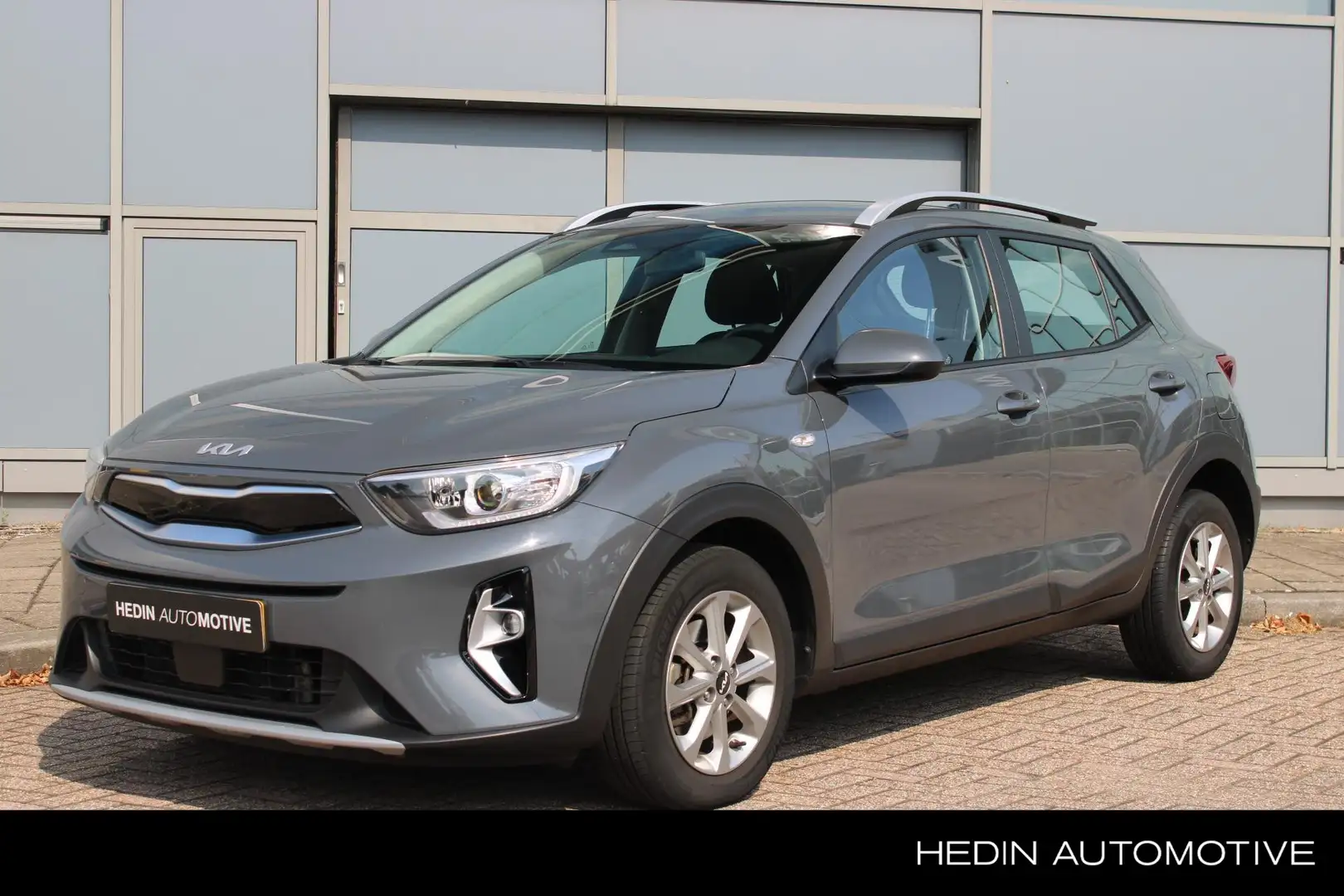 Kia Stonic 1.0 T-GDi MHEV DynamicLine | Navigatie | Camera | Grijs - 1