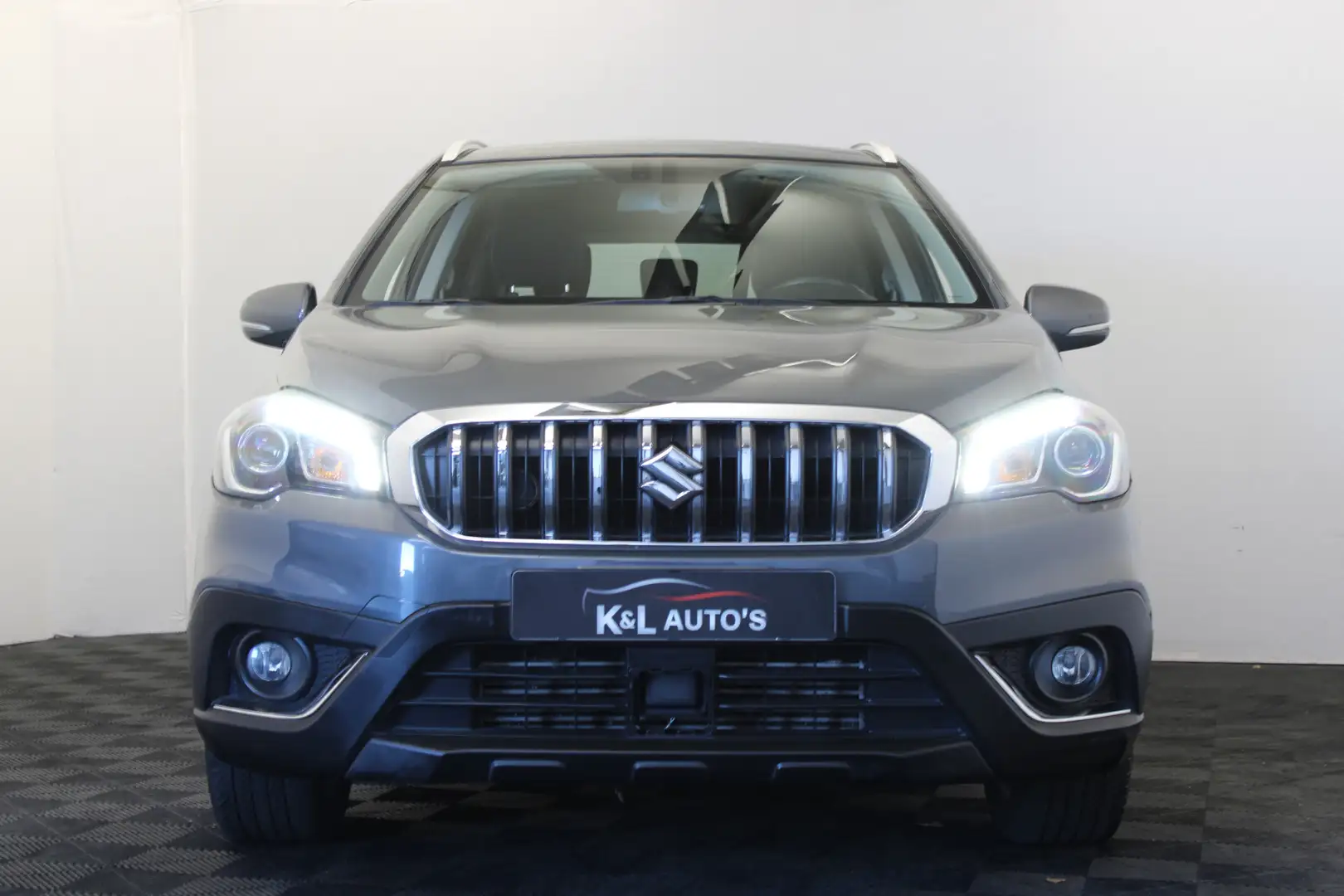 Suzuki S-Cross 1.4 Boosterjet Comfort Smart Hybrid |Stoelverwarmi Šedá - 2