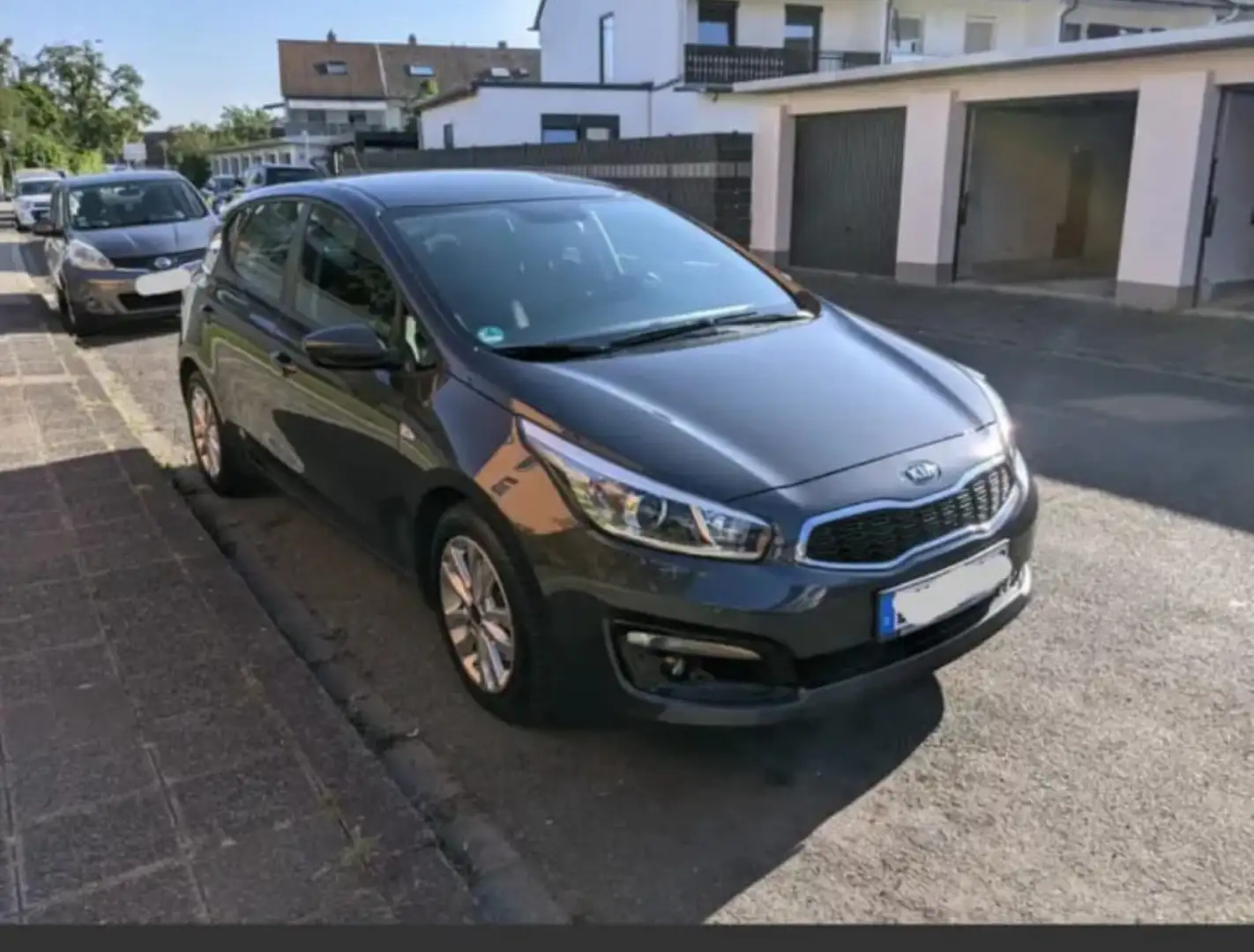 Kia Ceed / cee'd 1.4 CVVT Edition 7 Grey - 1