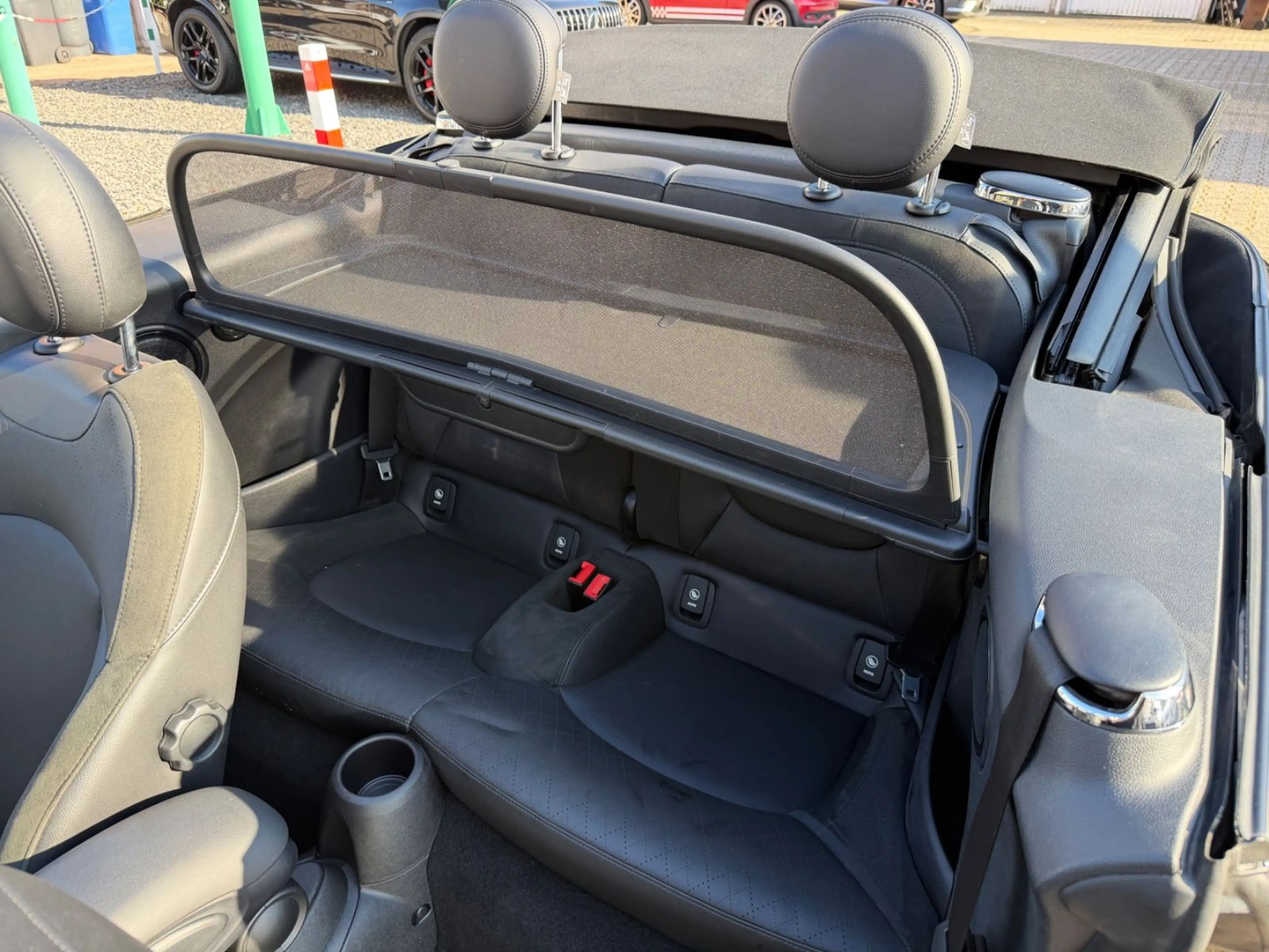 MINI Cooper S Cabrio NAVI PDC LEDER H&K 1-HAND — photo 11