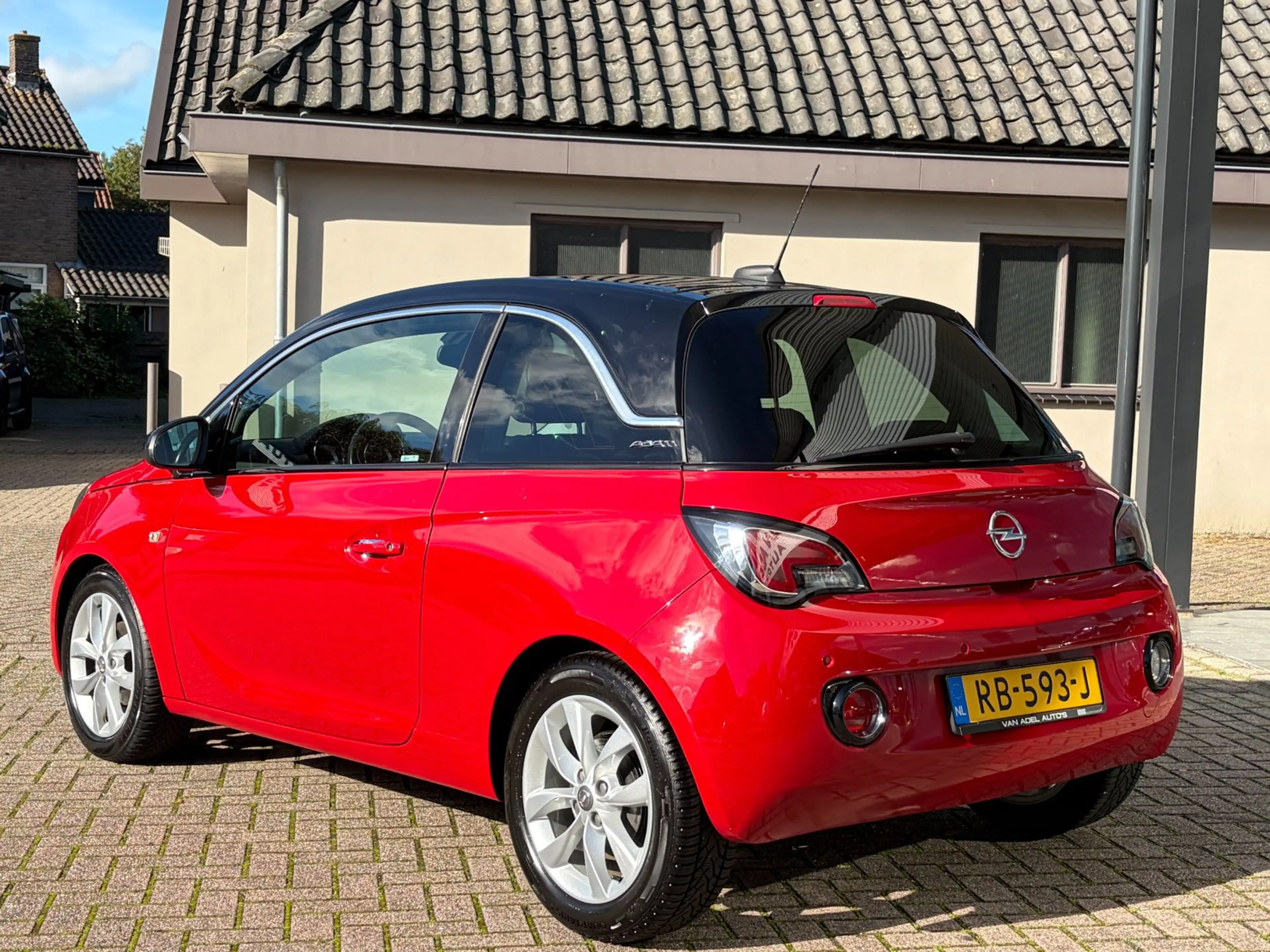 Opel Adam 1.0 Turbo Unlimited App-Connect Navi Cruise Park.S — photo 3
