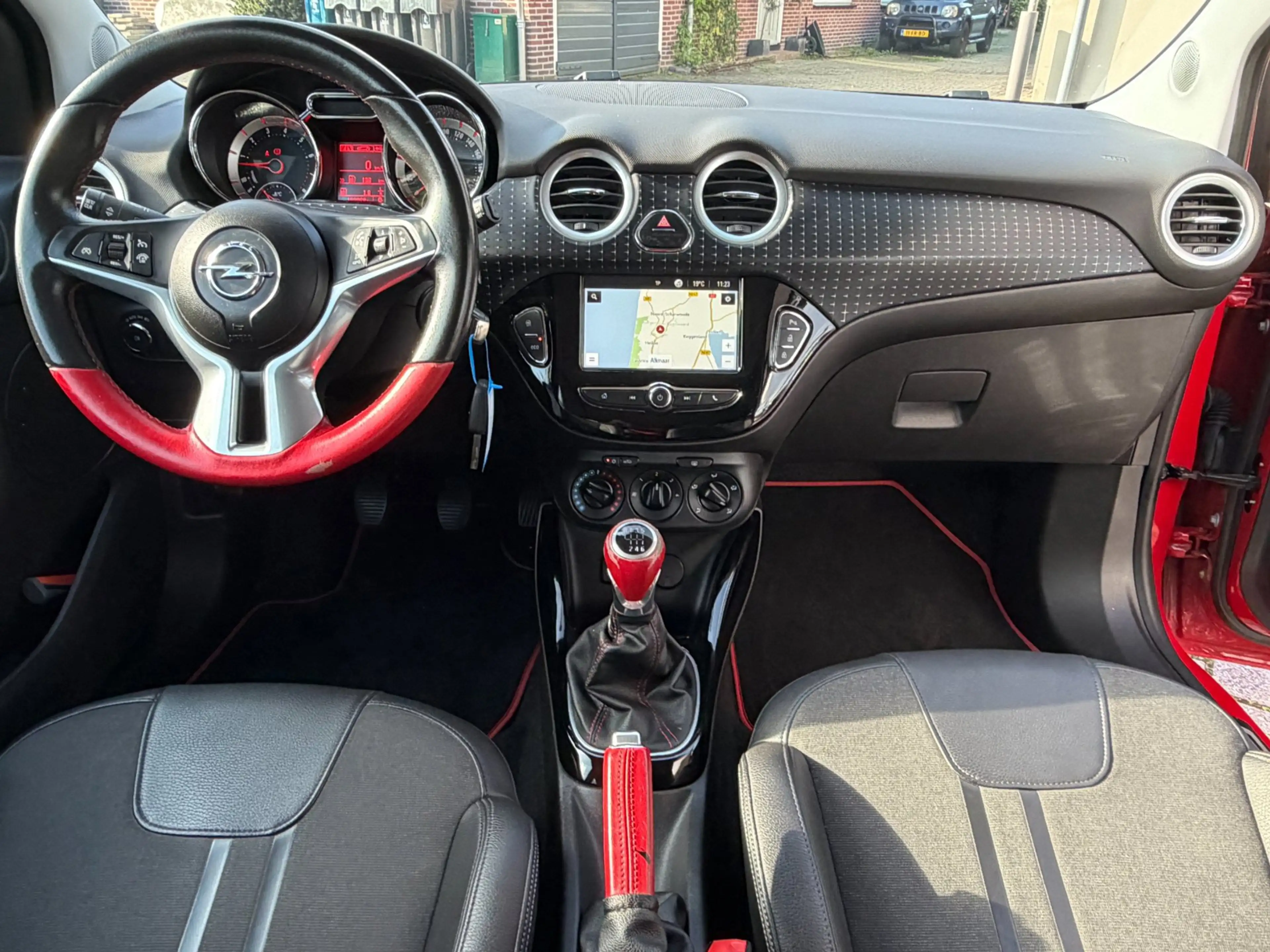 Opel Adam 1.0 Turbo Unlimited App-Connect Navi Cruise Park.S — photo 10