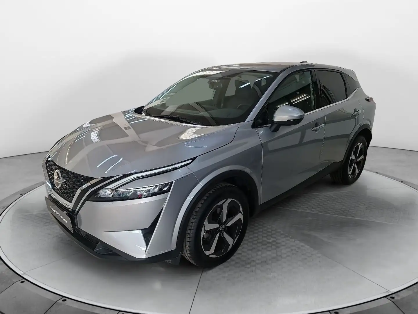 Nissan Qashqai Qashqai MHEV 140 CV N-Connecta Plateado - 1