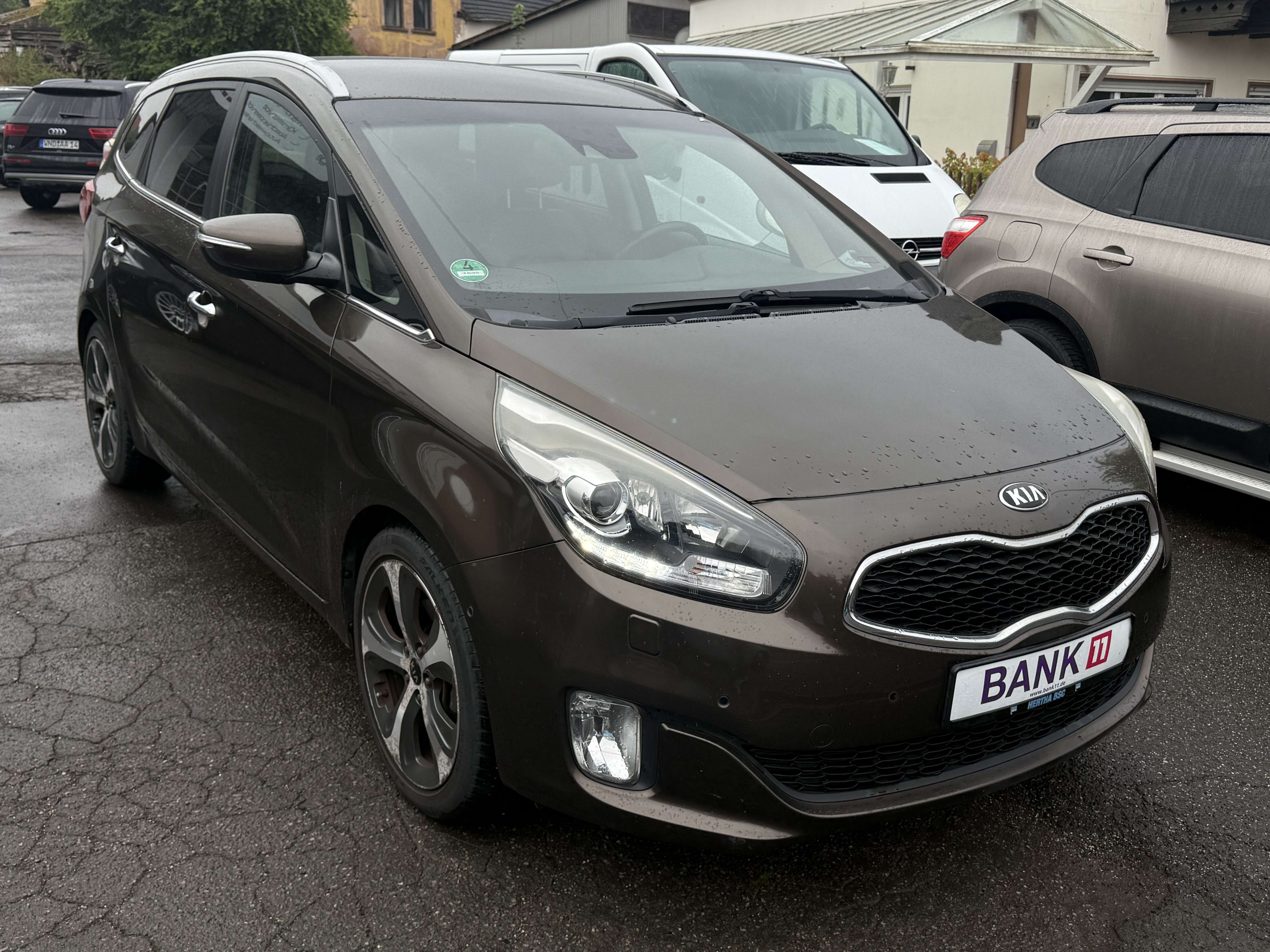 Kia Carens